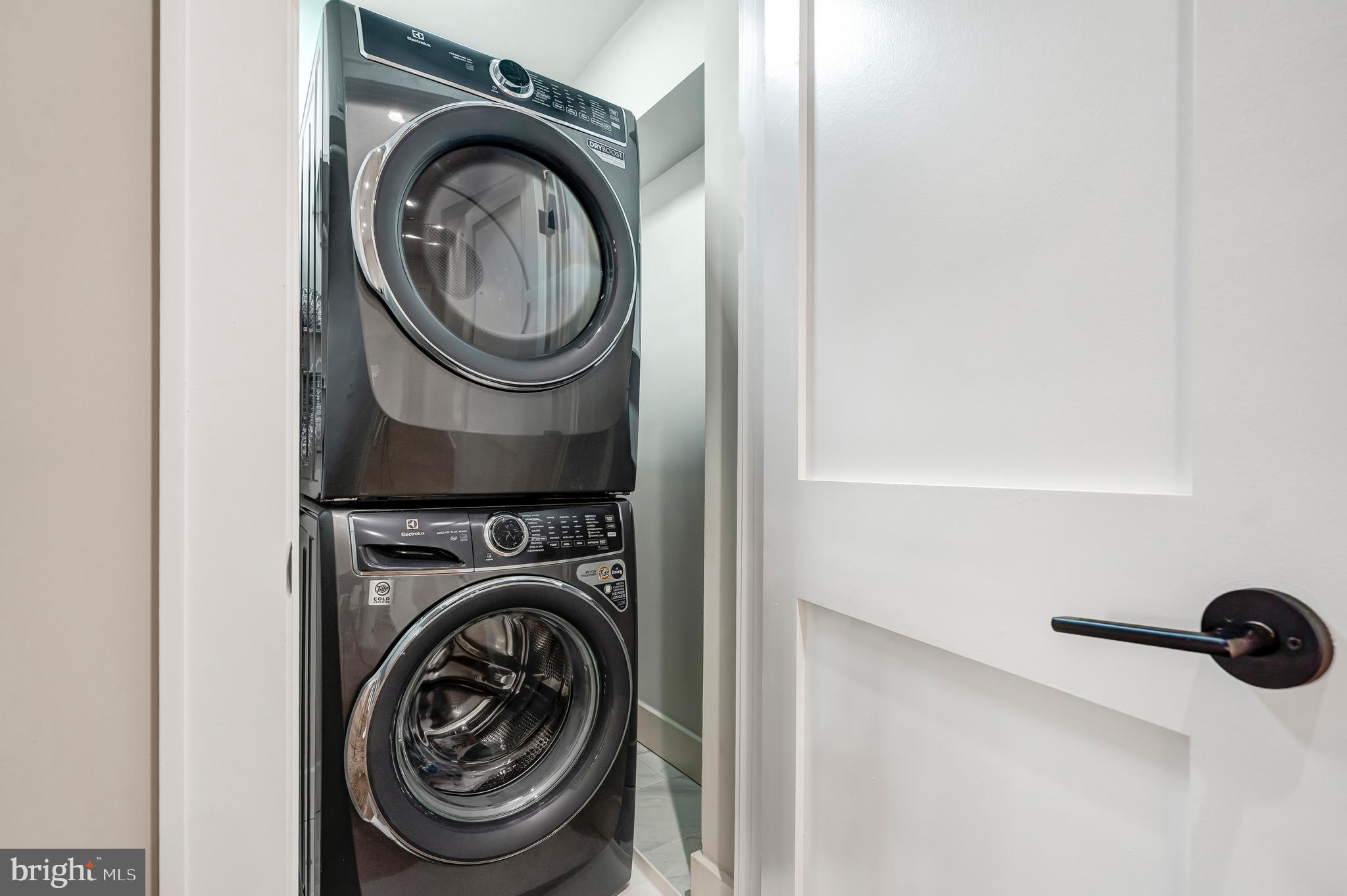 CHESTERBROOK WOODS - Residential