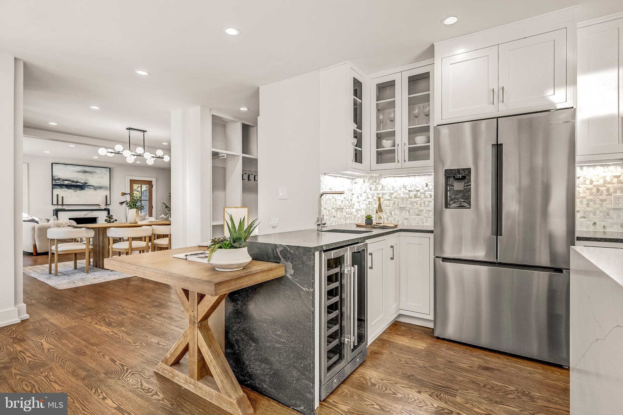 CHESTERBROOK WOODS - Residential