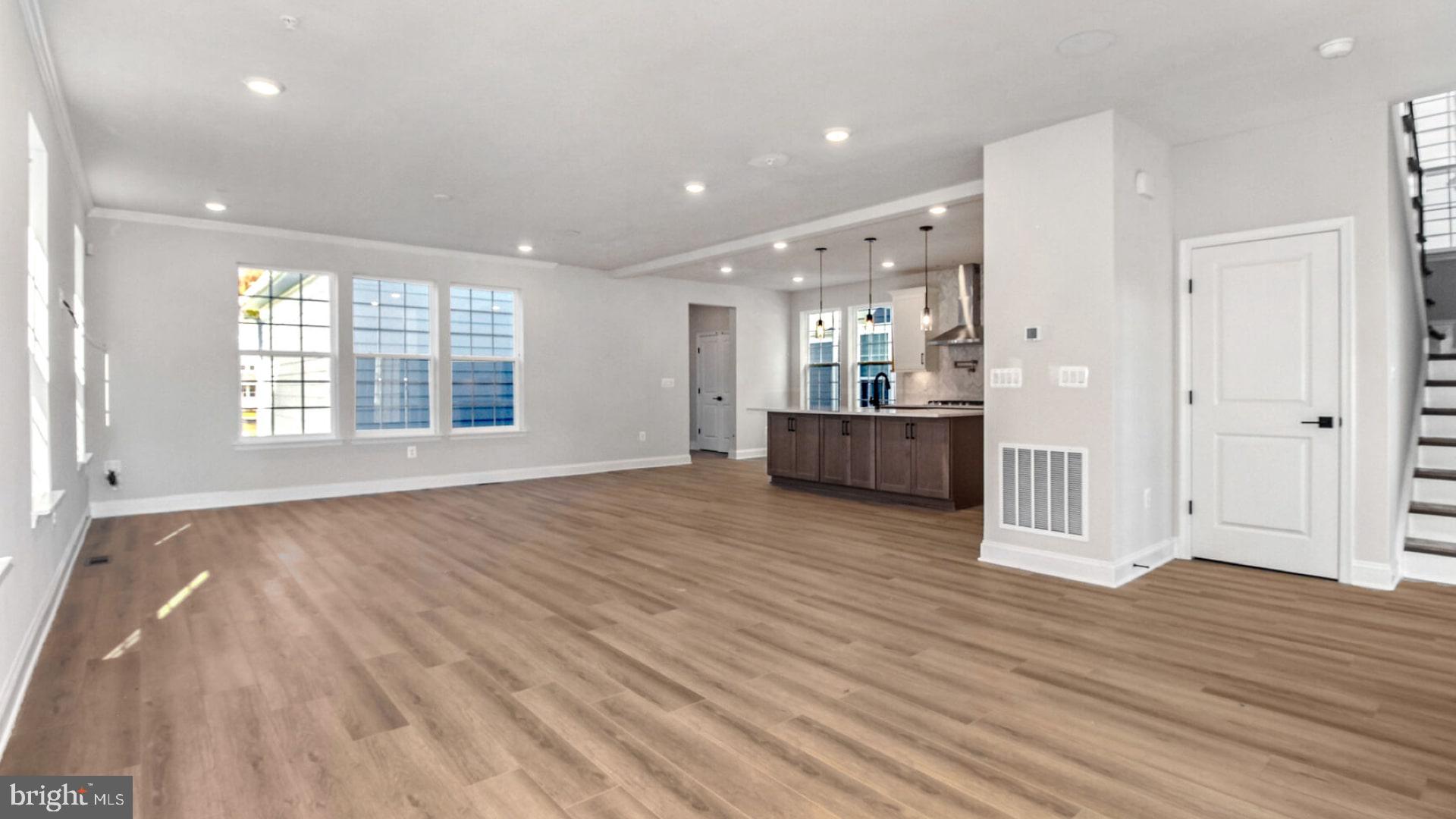 GREENLEIGH AT CROSSROADS - Residential