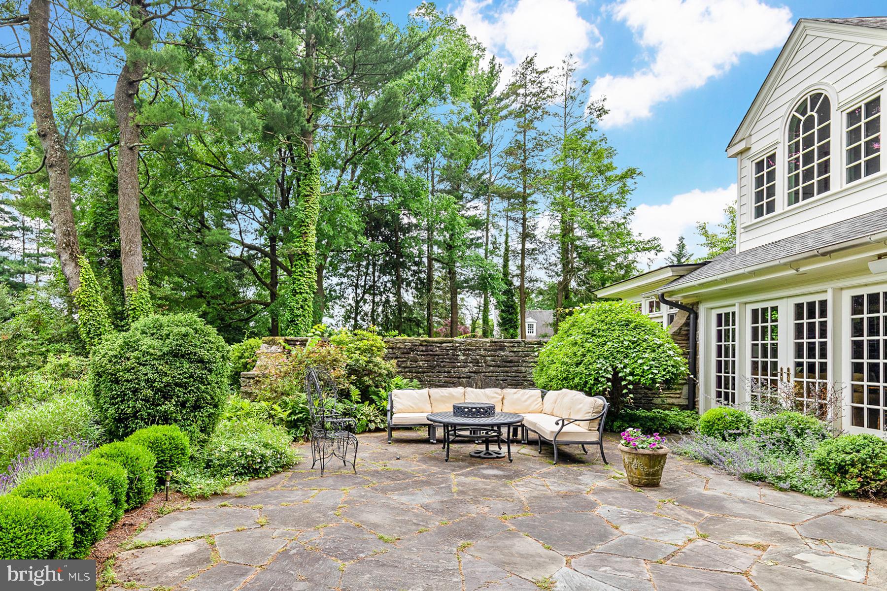 MERION GOLF ESTATES - Residential