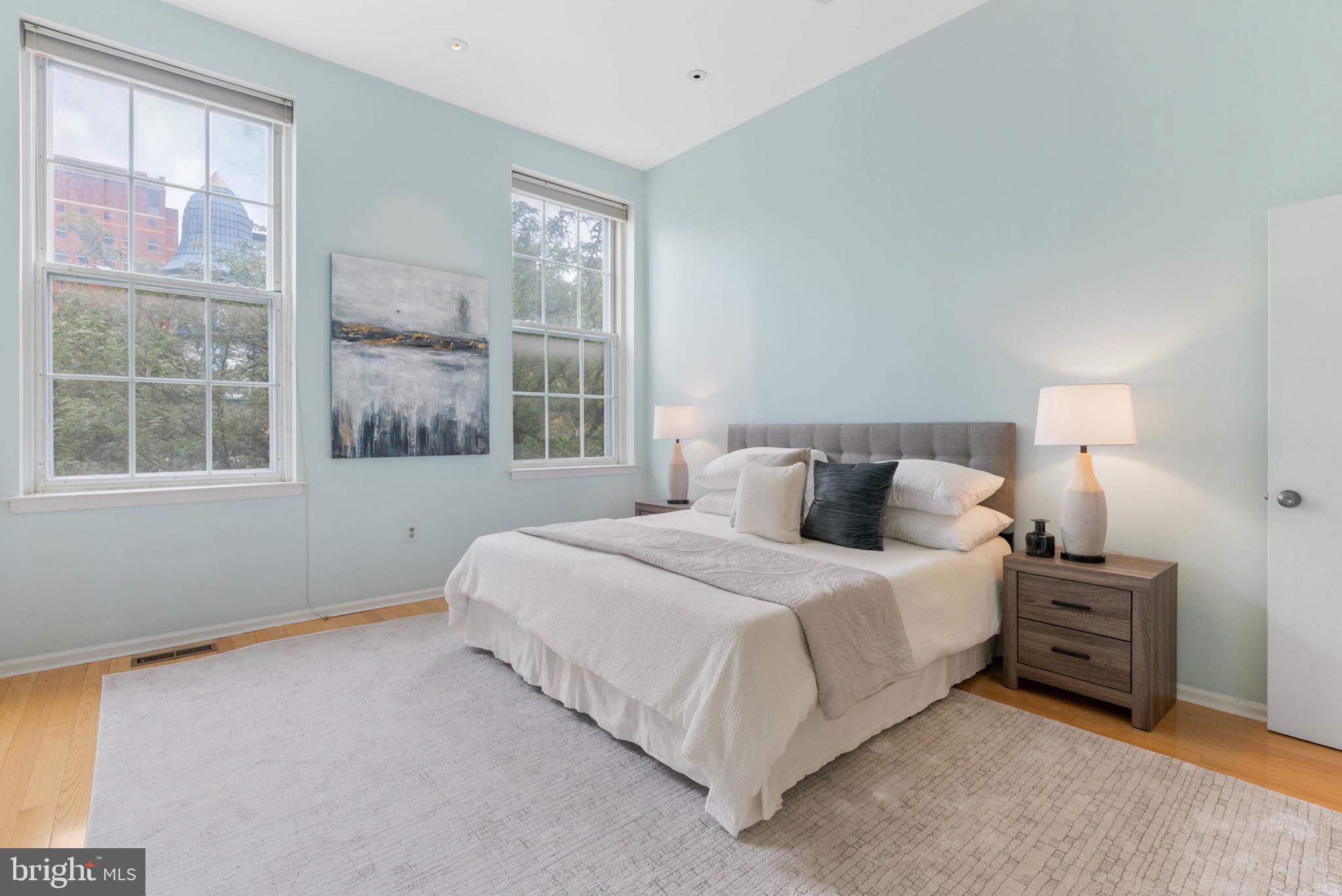 WASHINGTON SQ WEST - Residential