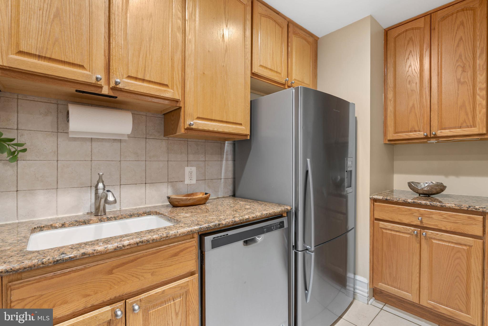 WASHINGTON SQ WEST - Residential