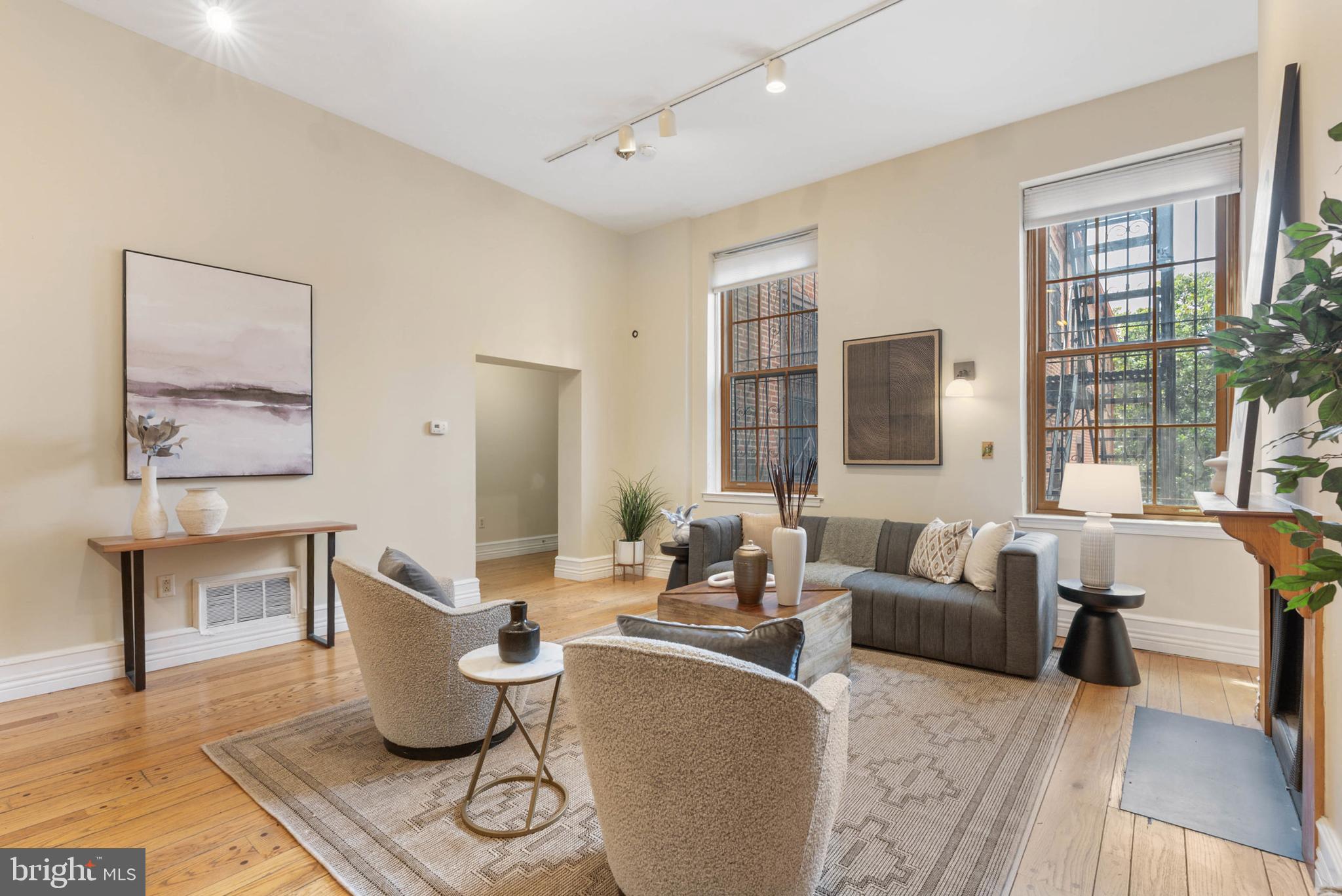 WASHINGTON SQ WEST - Residential