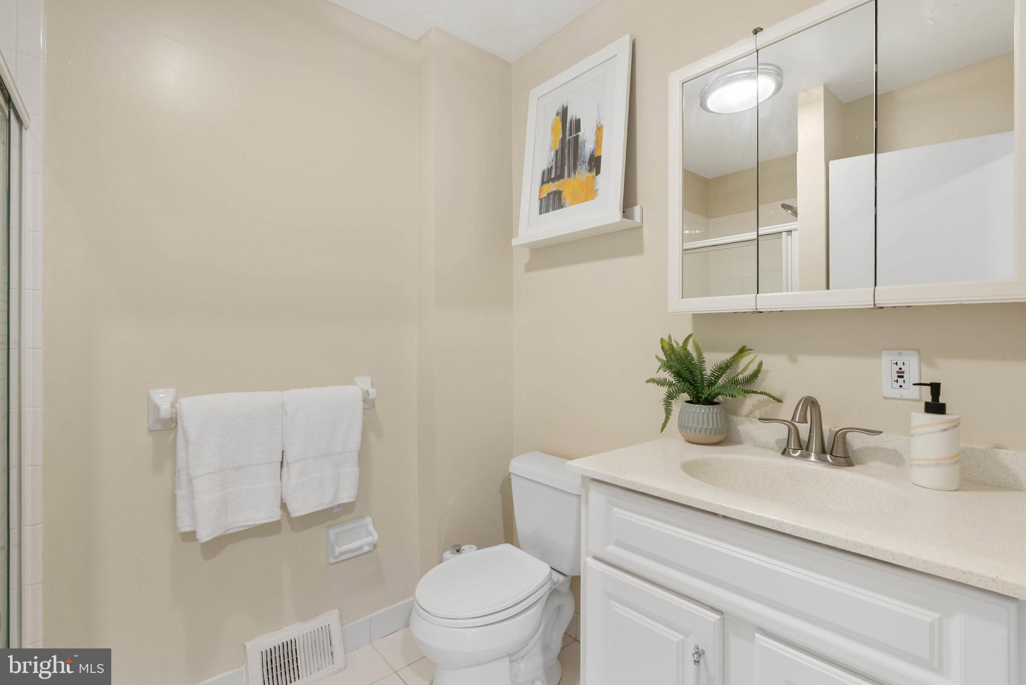 WASHINGTON SQ WEST - Residential