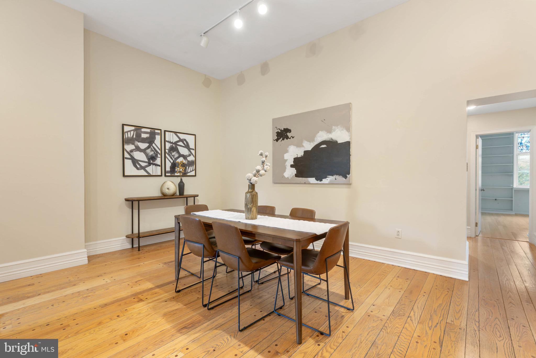 WASHINGTON SQ WEST - Residential