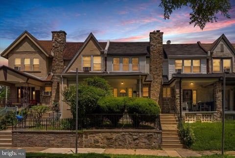 Townhouse For Sale - 1743 W Colonial Street<br/> Philadelphia County, PHILADELPHIA, PA 19126