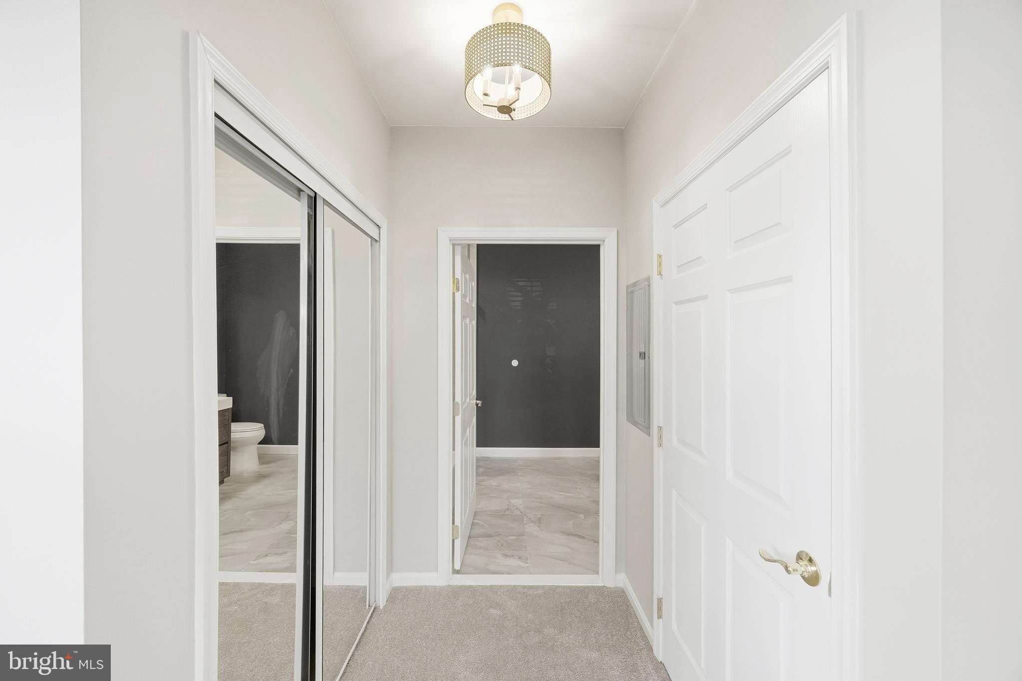 ELKRIDGE CROSSING - Residential