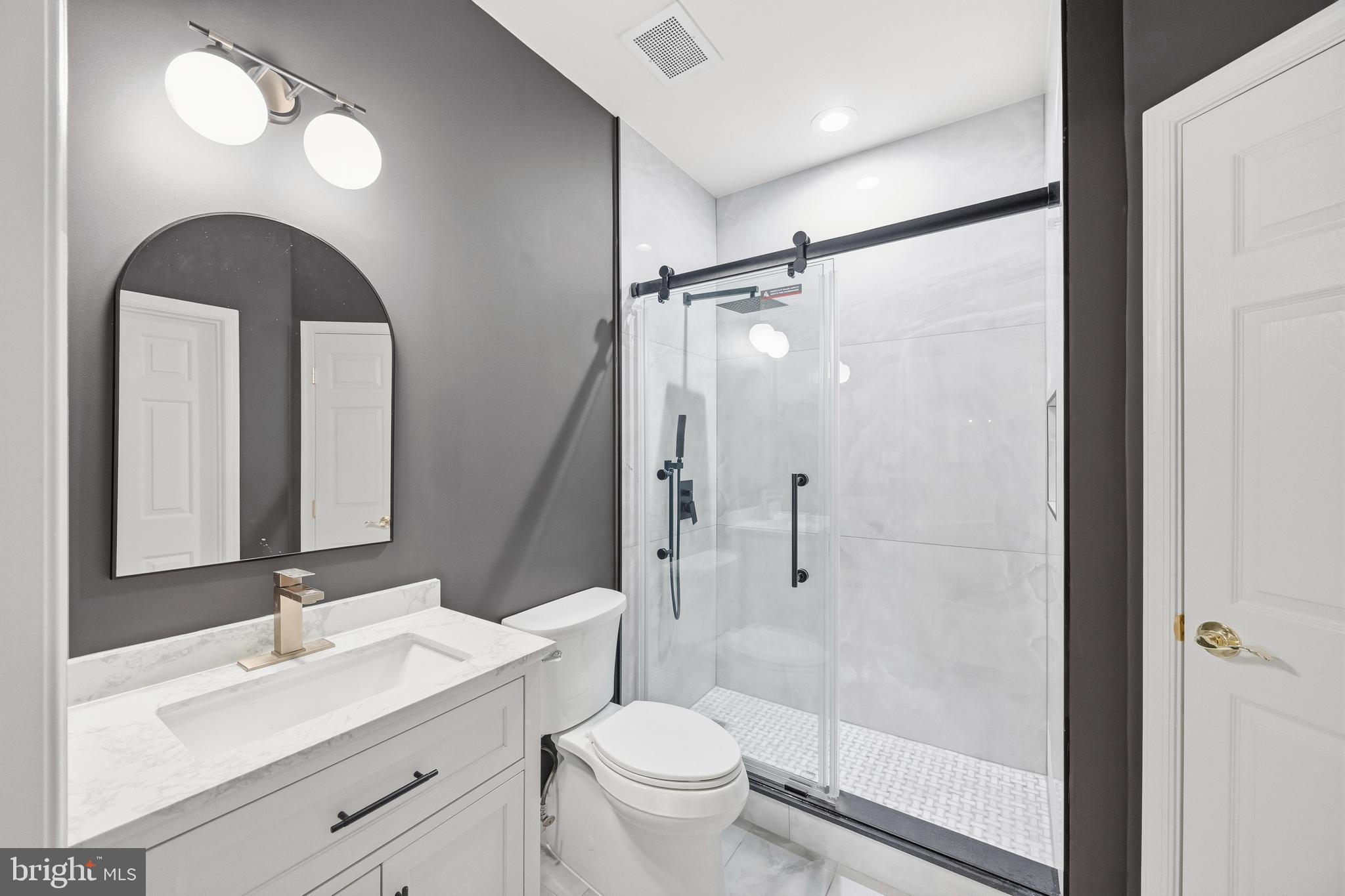 ELKRIDGE CROSSING - Residential