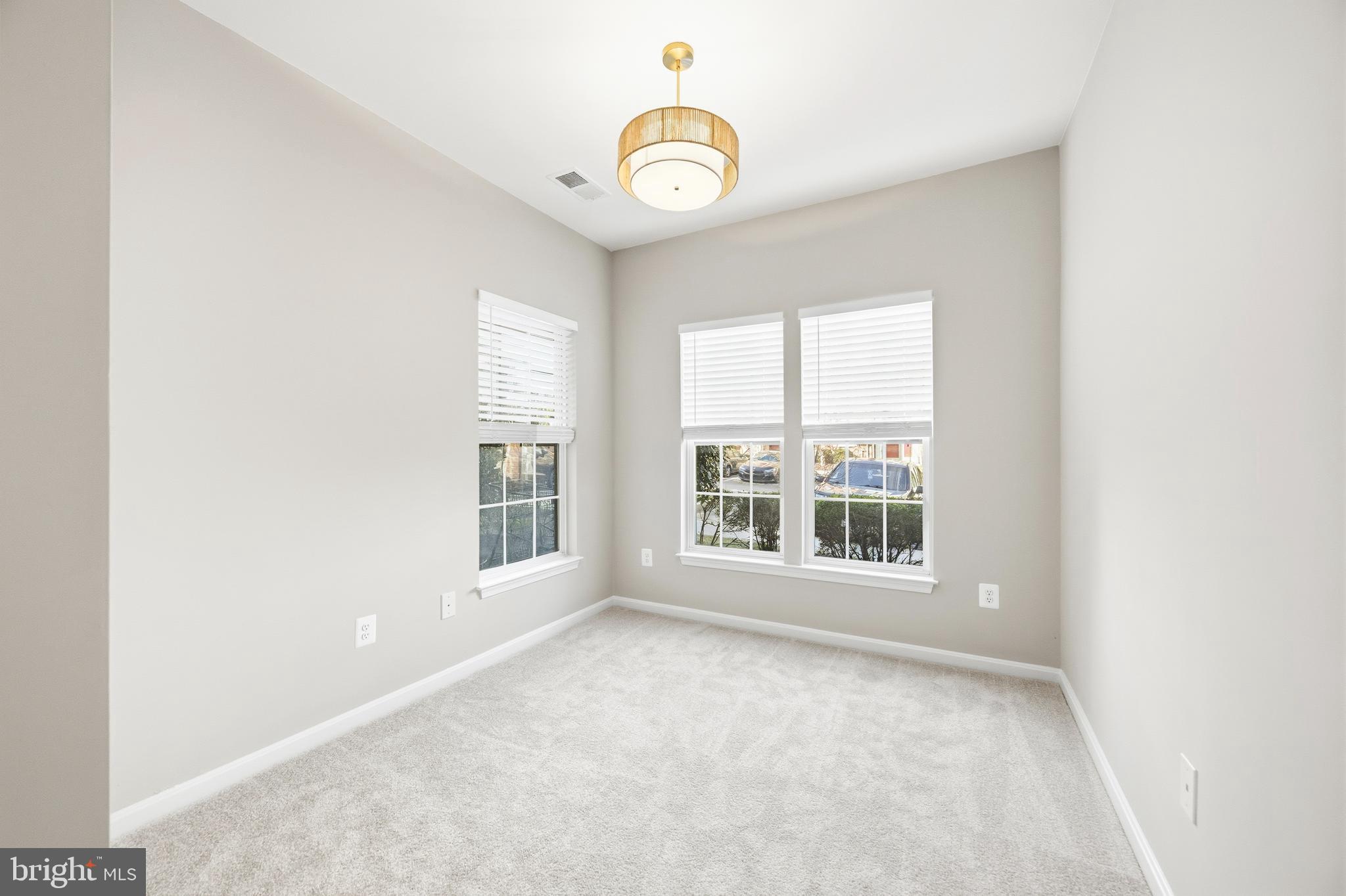 ELKRIDGE CROSSING - Residential