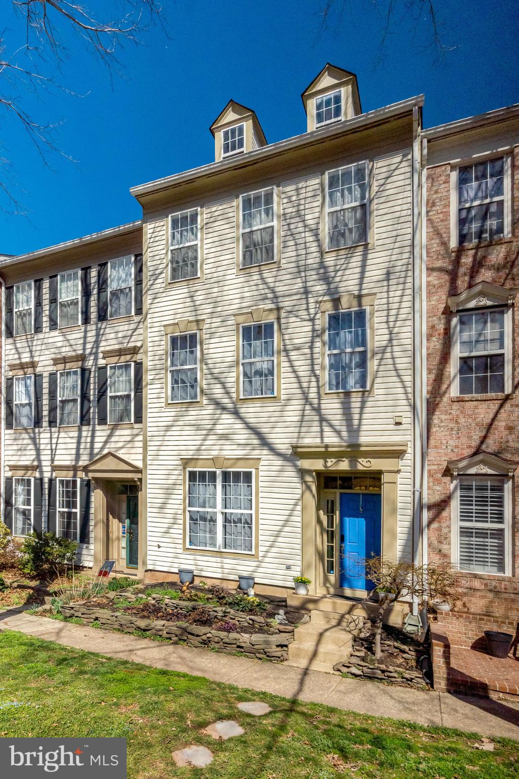 43546 MINK MEADOWS STREET