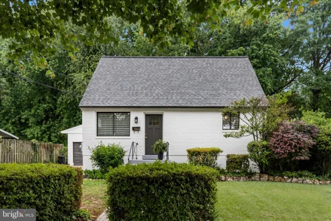 11414 Schuylkill Road, Rockville, MD 20852 - #: MDMC2236500