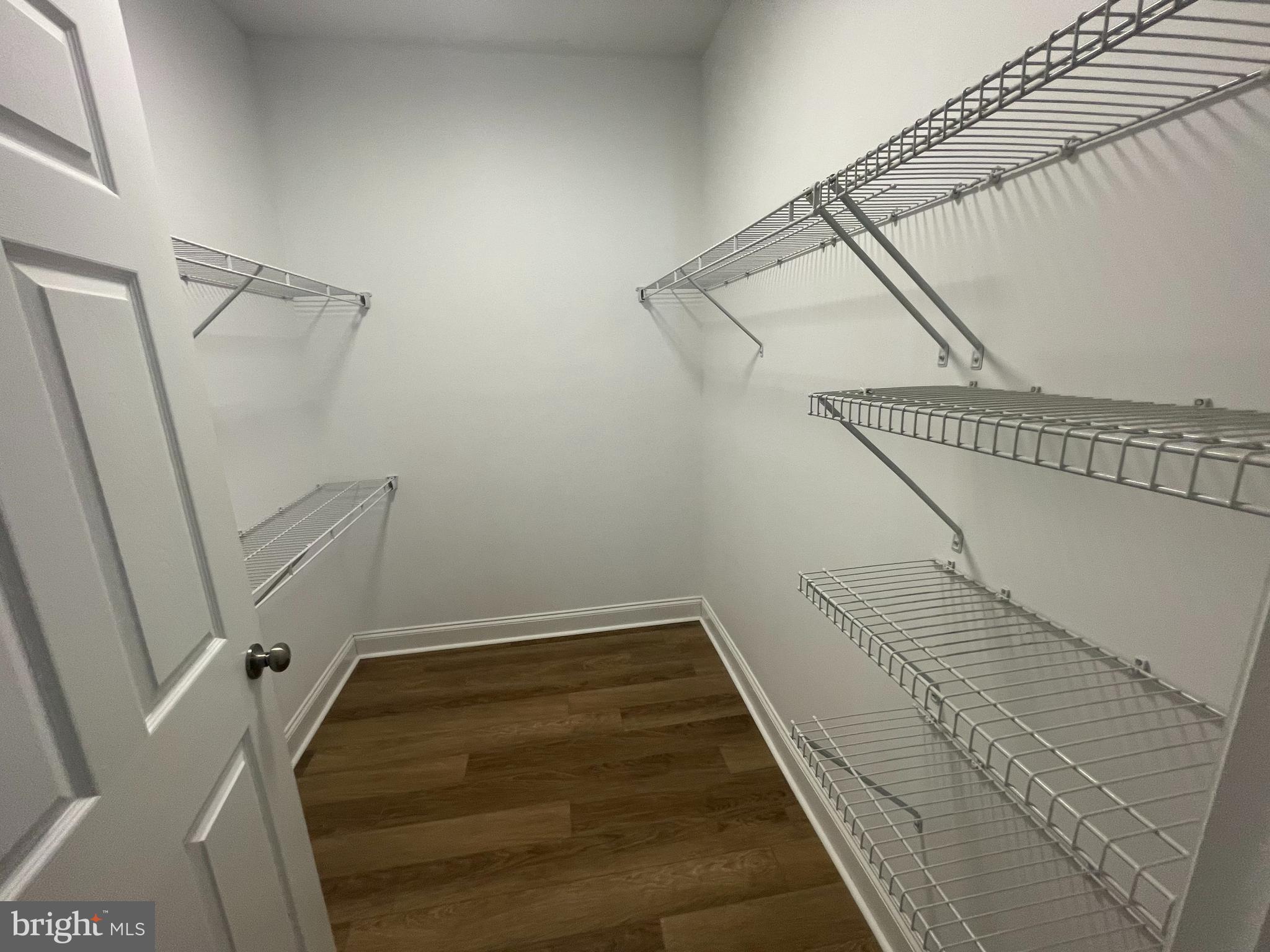 CRESTWOOD - Residential Lease