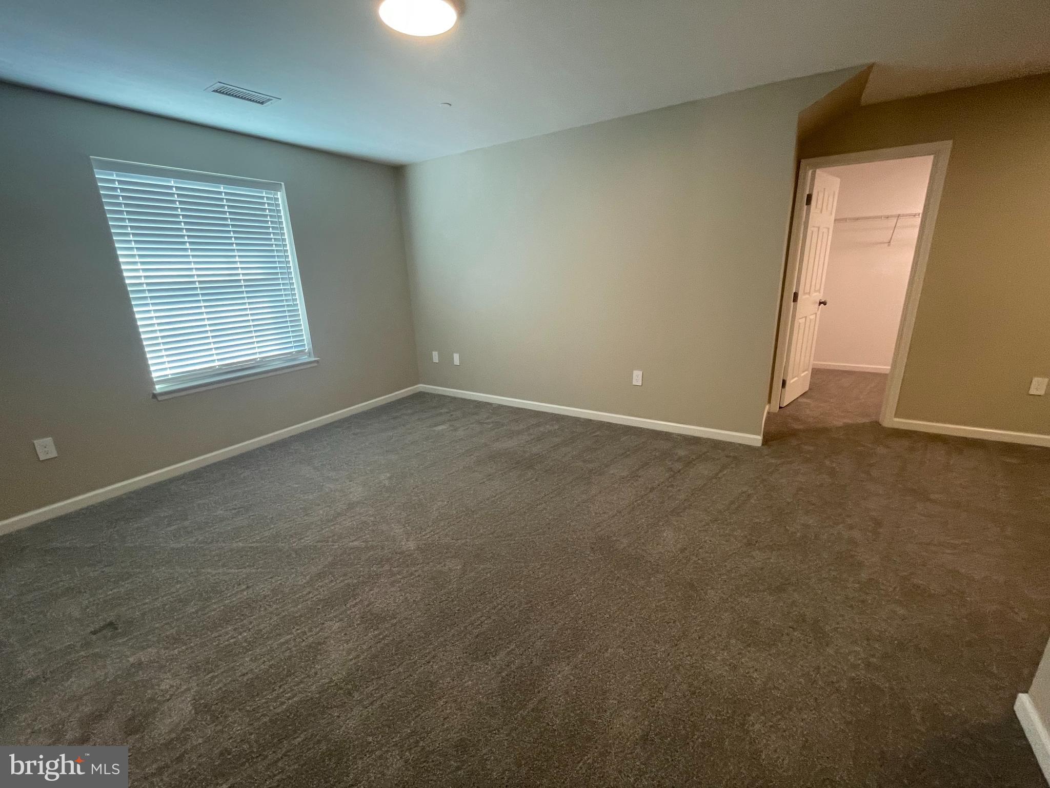 CRESTWOOD - Residential Lease