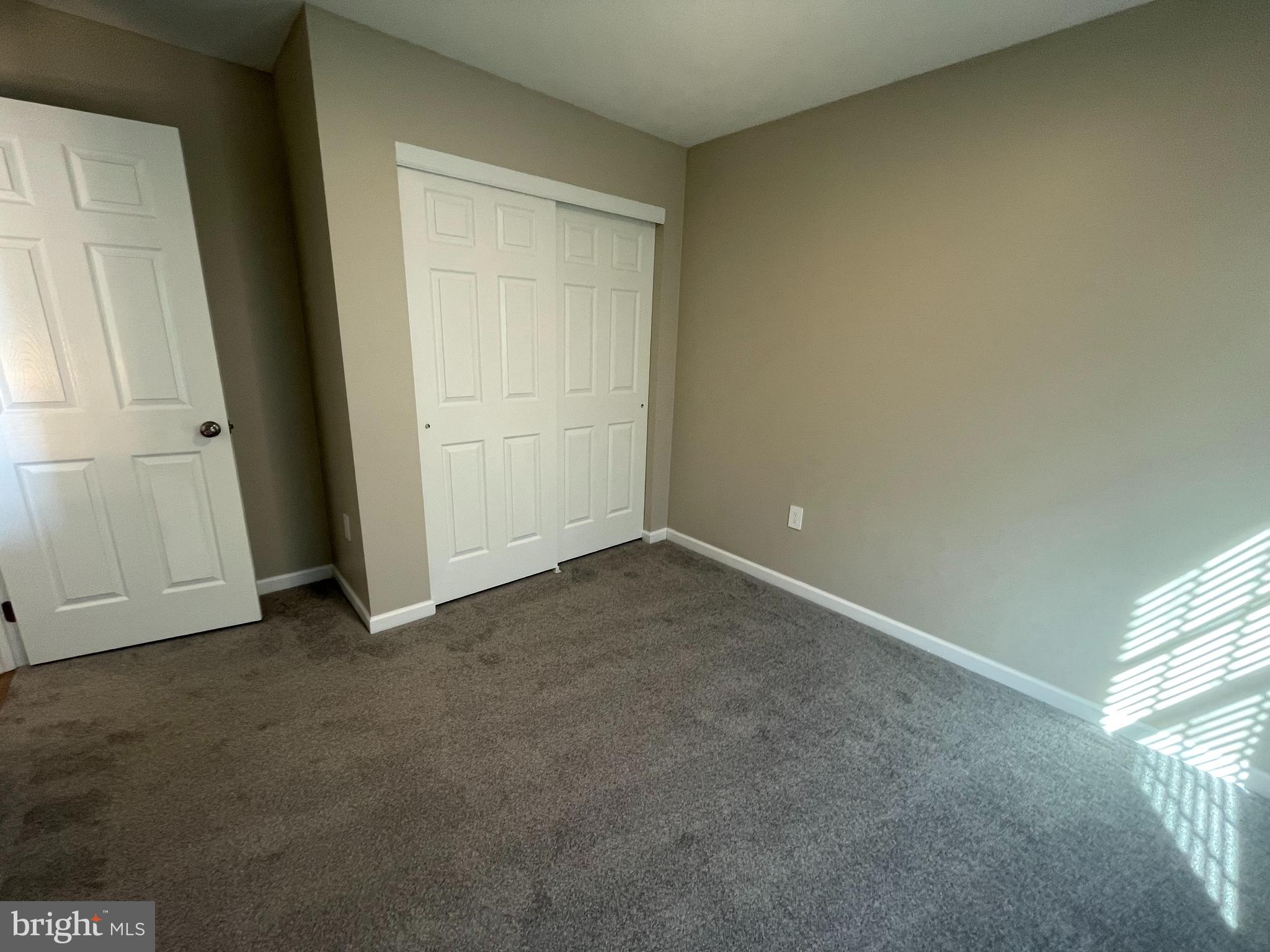 CRESTWOOD - Residential Lease