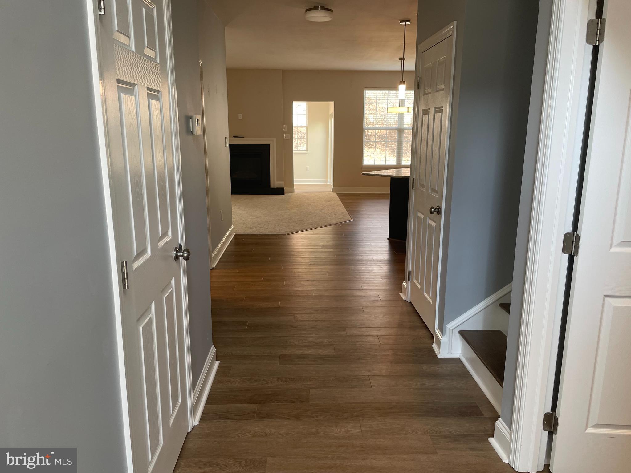 CRESTWOOD - Residential Lease