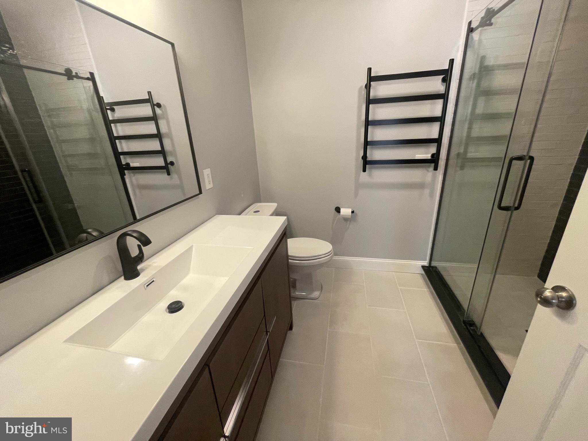 CRESTWOOD - Residential Lease