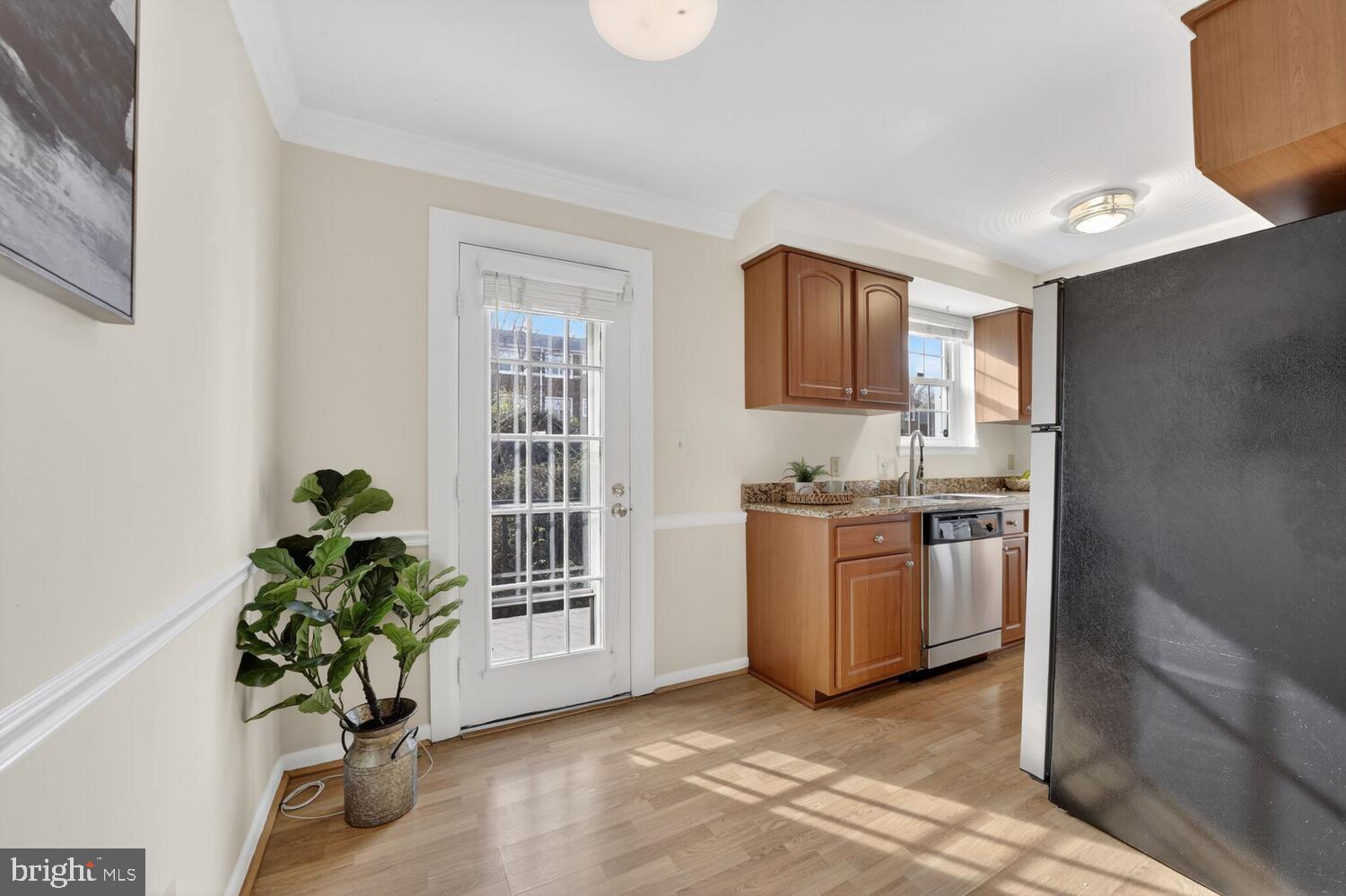 THE ARLINGTON - Residential