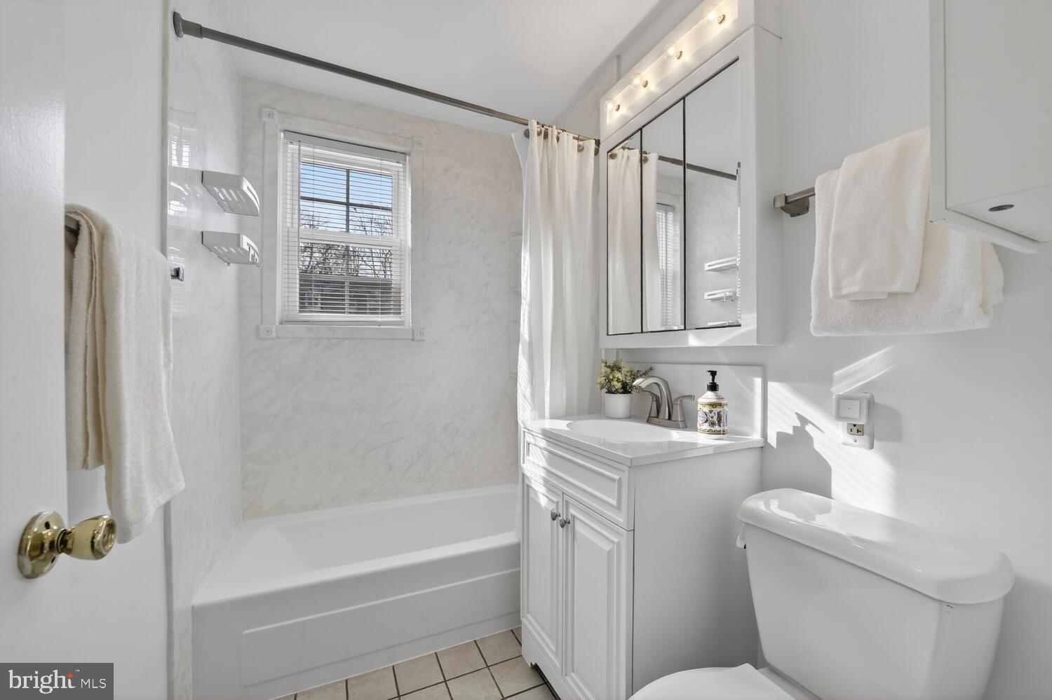 THE ARLINGTON - Residential