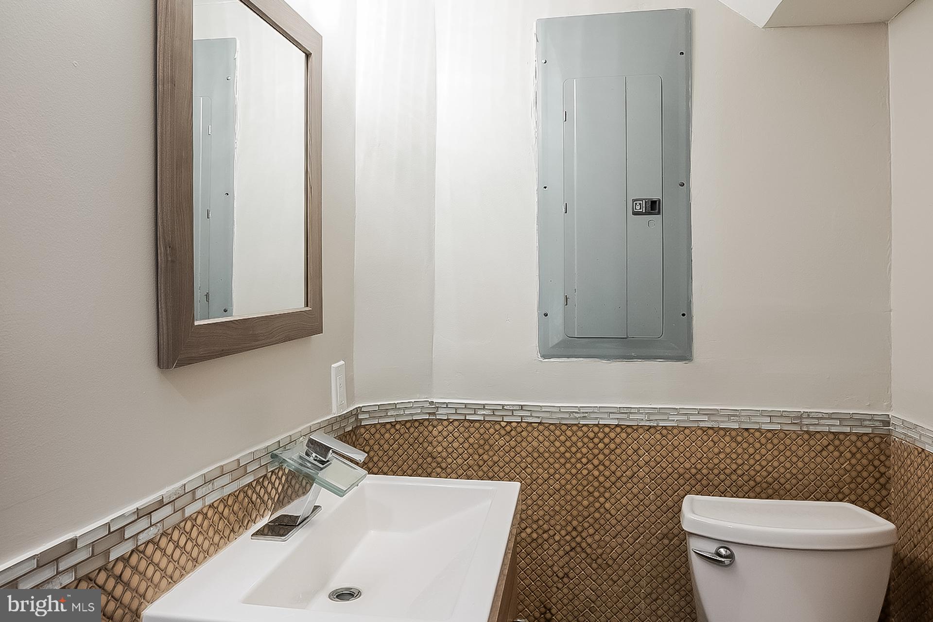 WILLOW RUN - Residential Lease