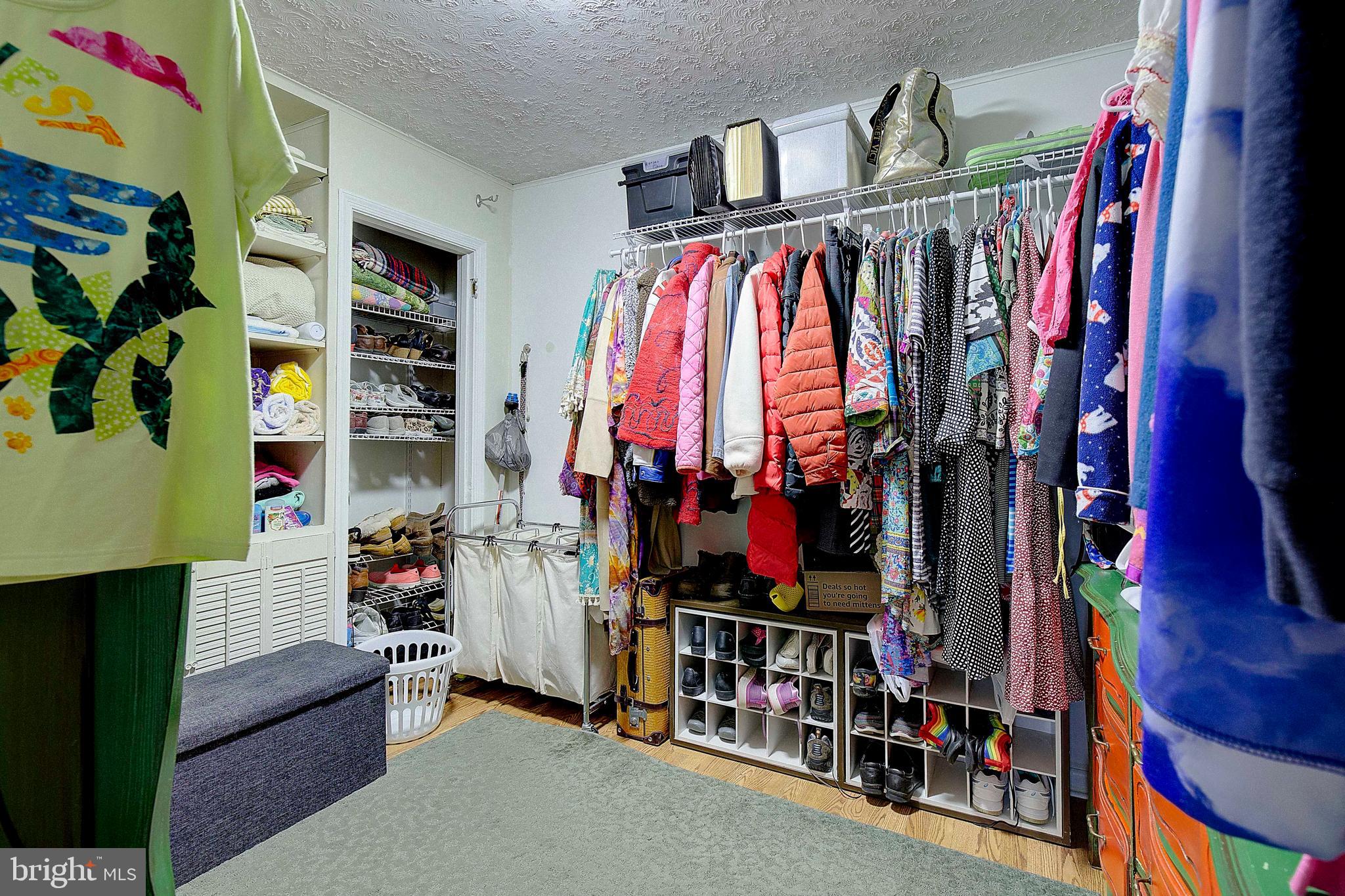 MANHATTAN BEACH - Residential