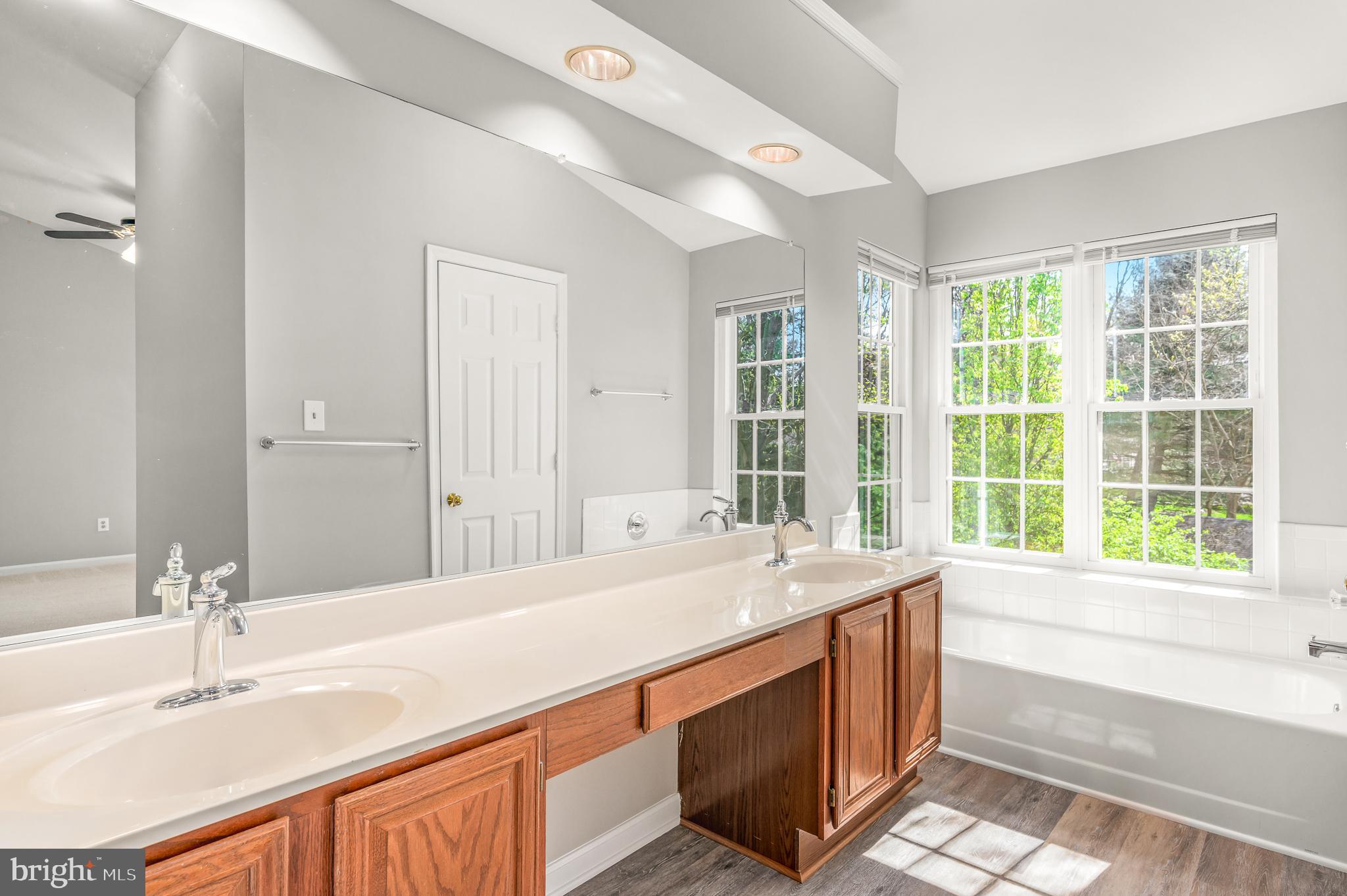 SPRING LAKE ESTATES WEST - Residential