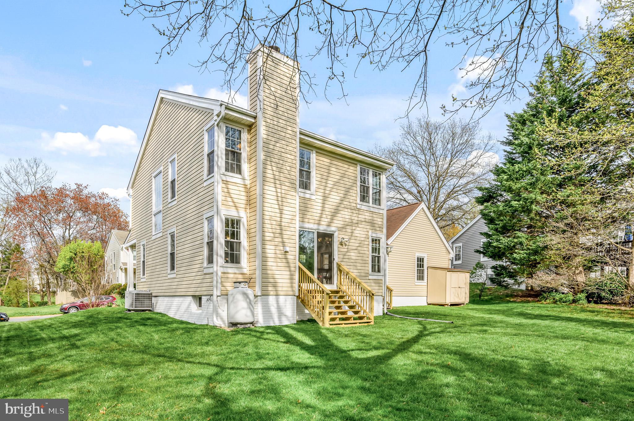 SPRING LAKE ESTATES WEST - Residential