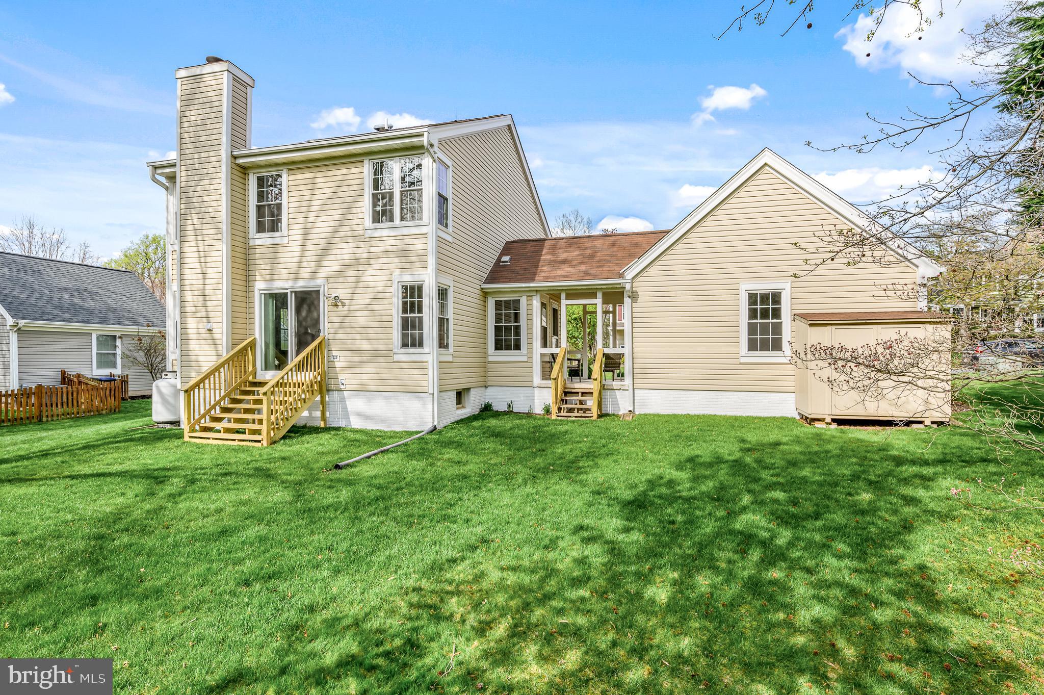 SPRING LAKE ESTATES WEST - Residential