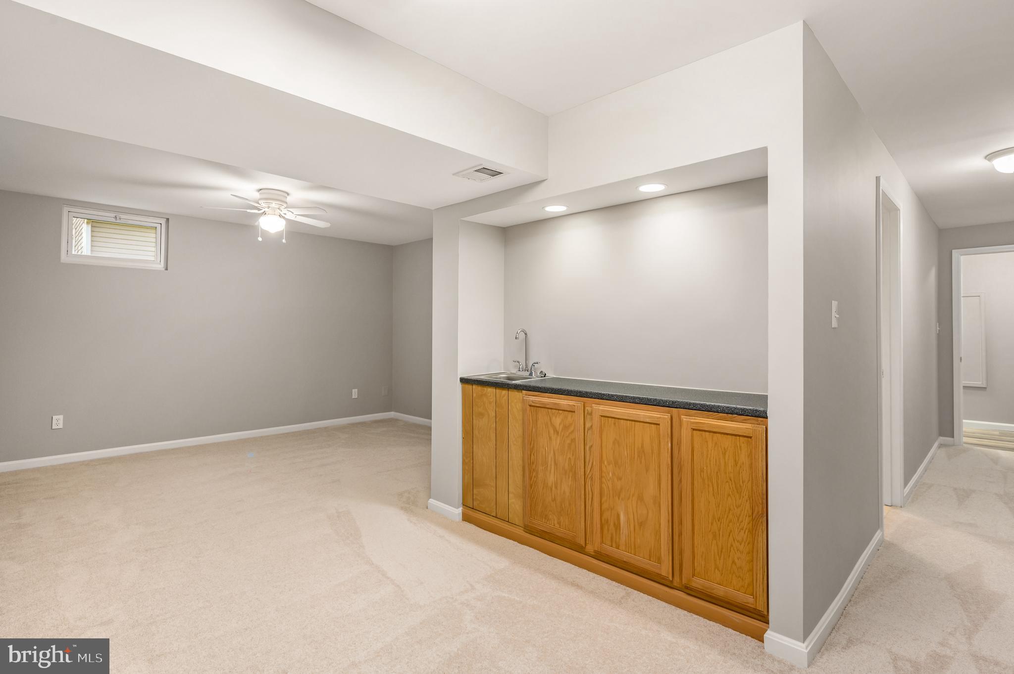 SPRING LAKE ESTATES WEST - Residential