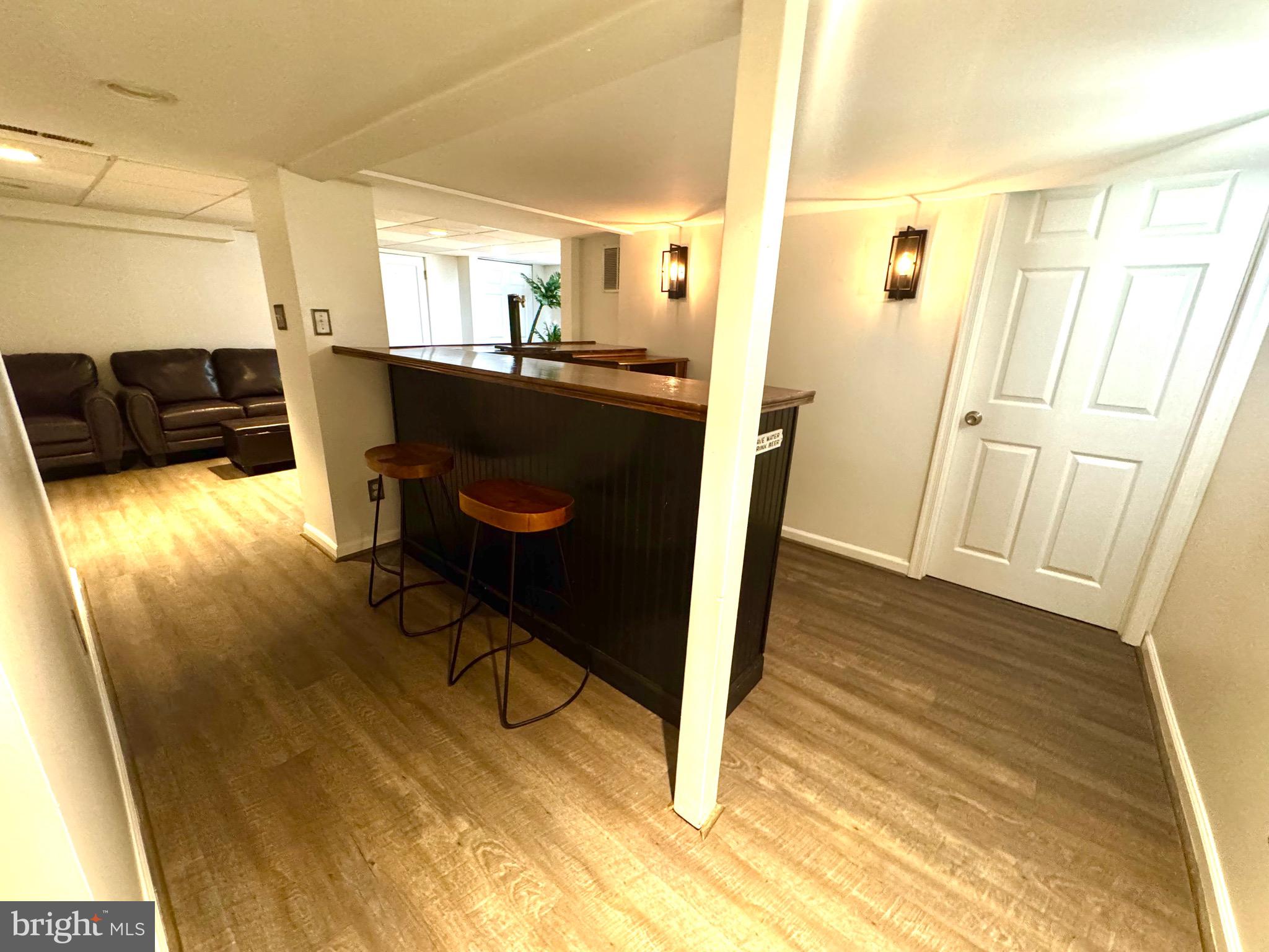 SOUTHLAND HILLS - Residential