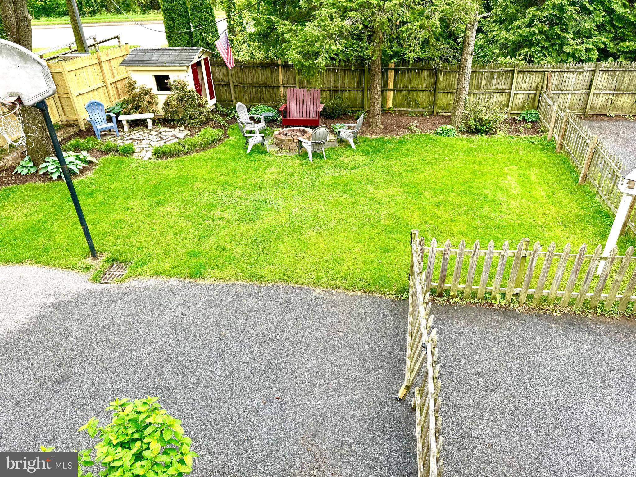 SOUTHLAND HILLS - Residential