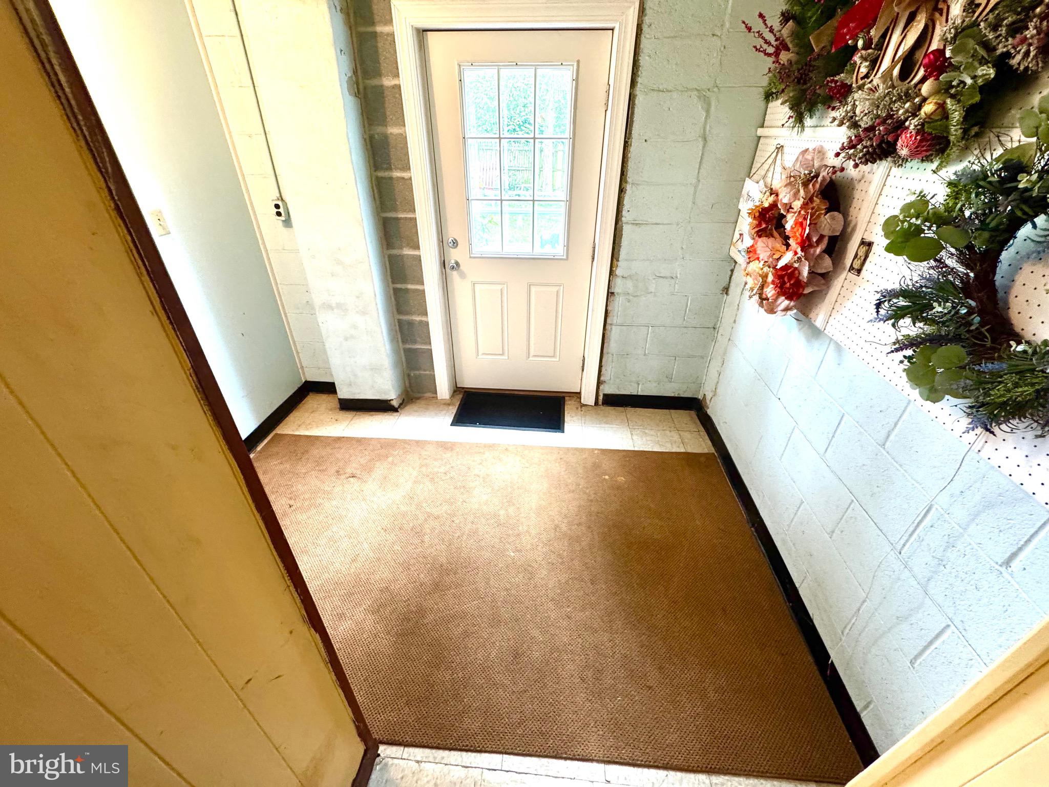 SOUTHLAND HILLS - Residential