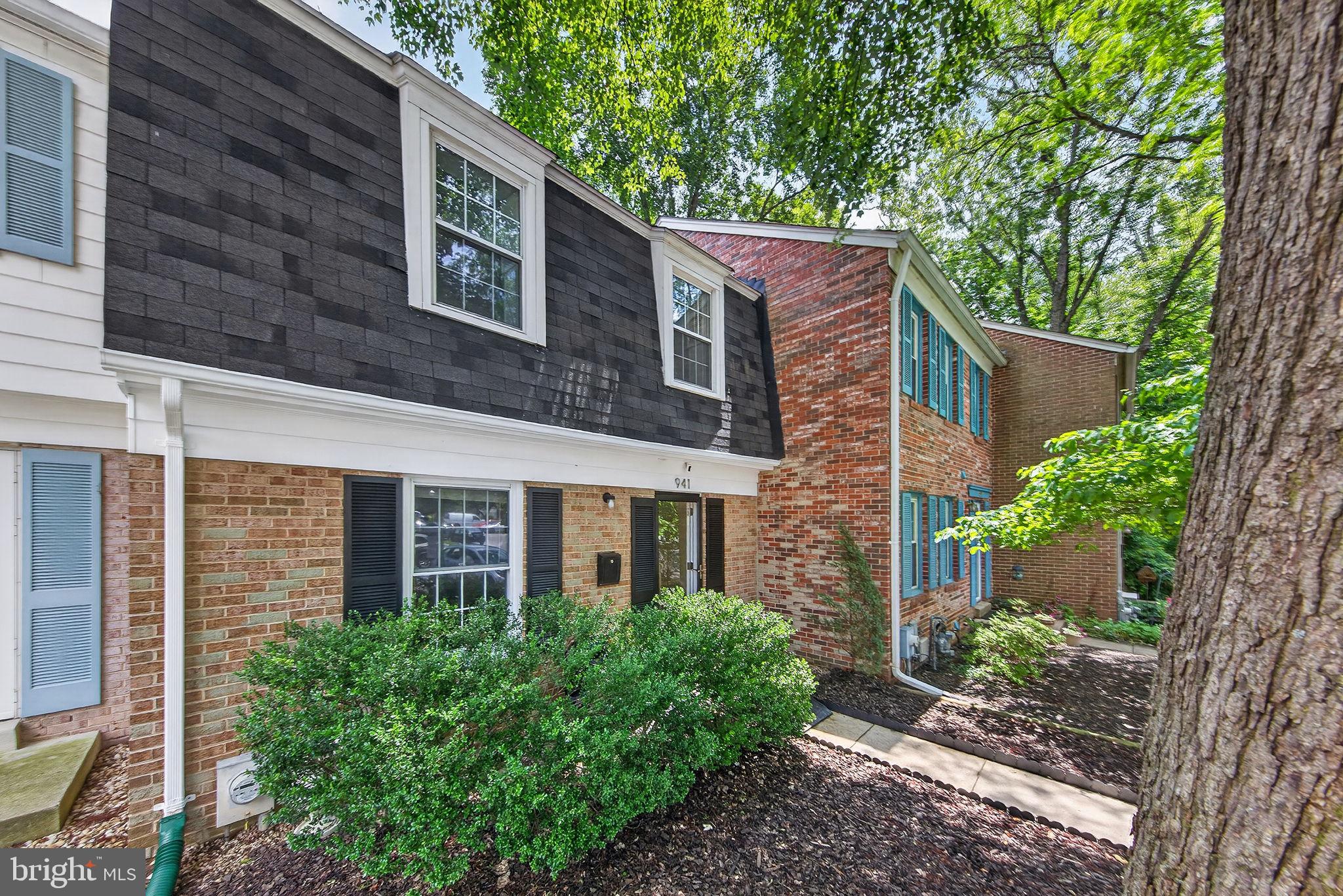 941 PAULSBORO DRIVE