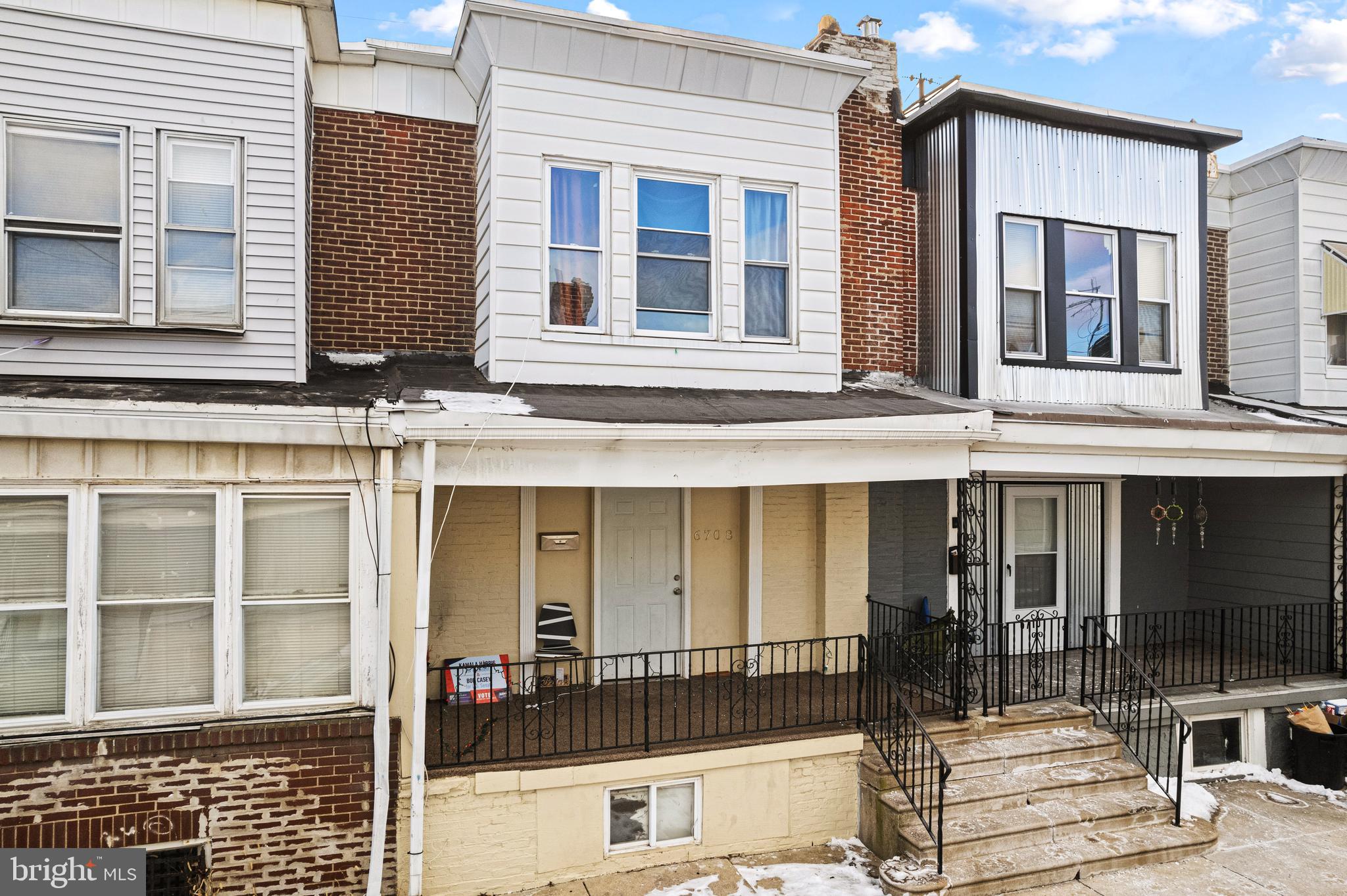 ELMWOOD PARK - Residential