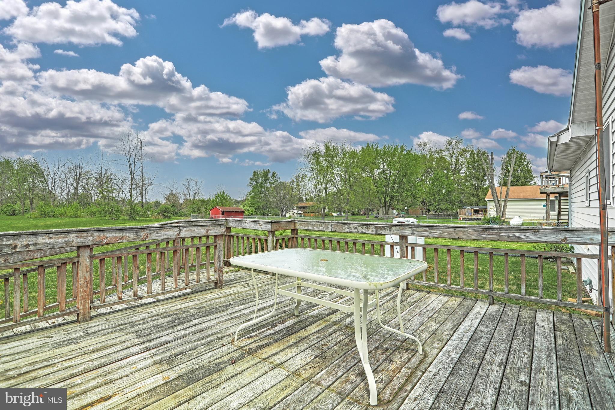 LAKE MEADE - Residential