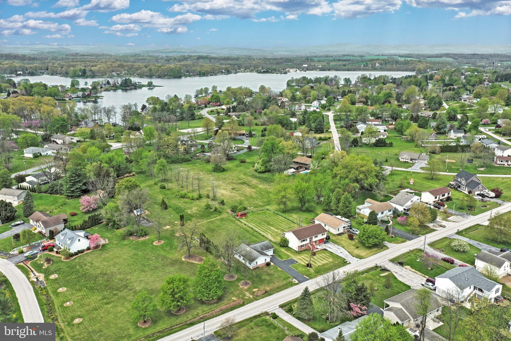 LAKE MEADE - Residential