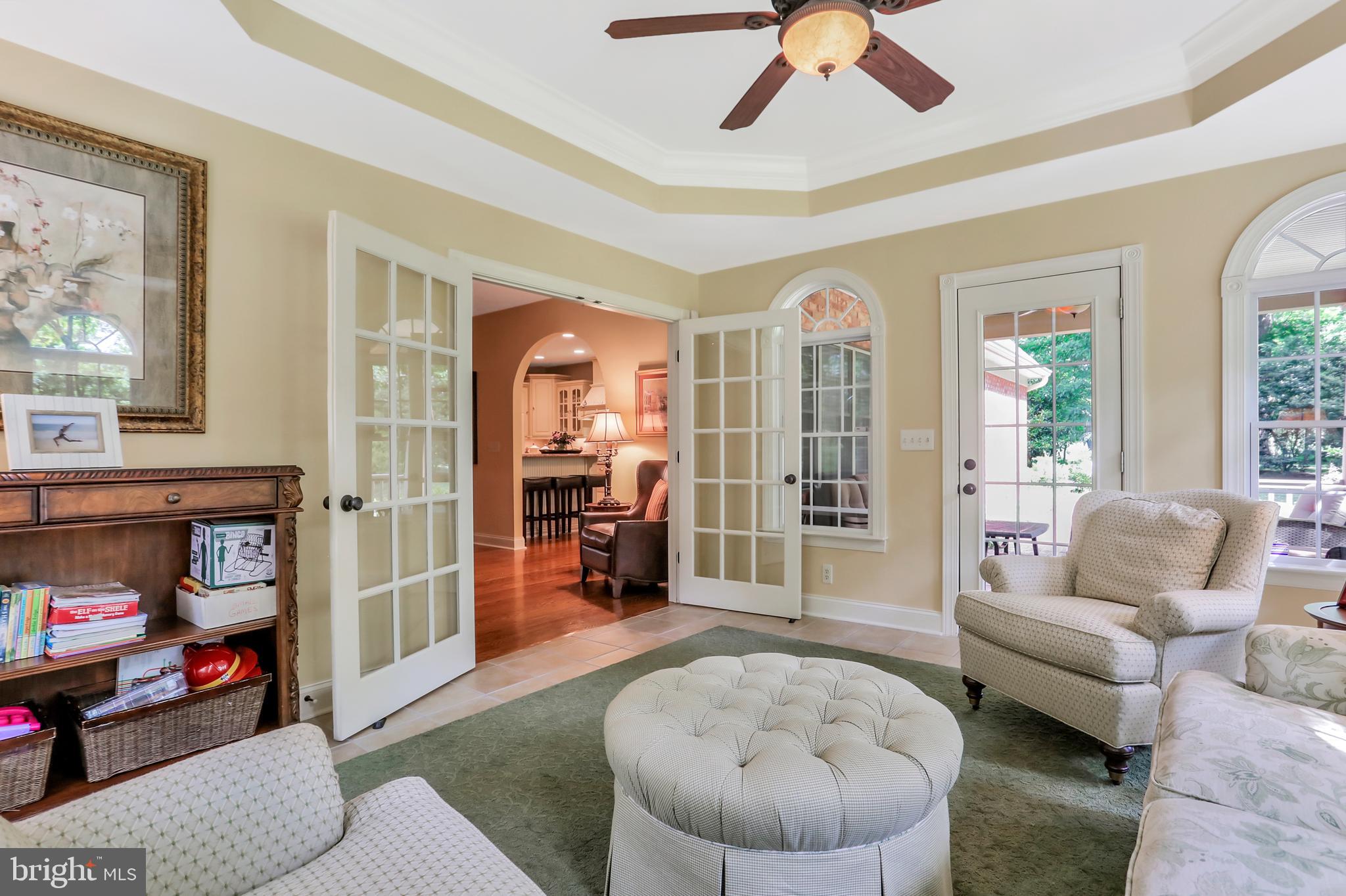 JEFFERSON OAKS - Residential