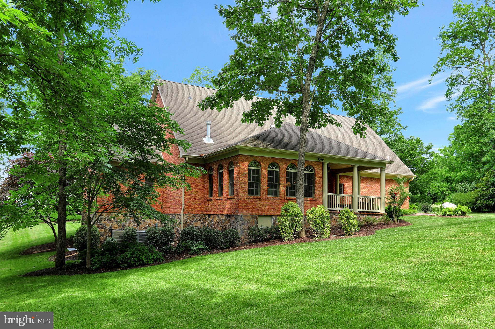 JEFFERSON OAKS - Residential