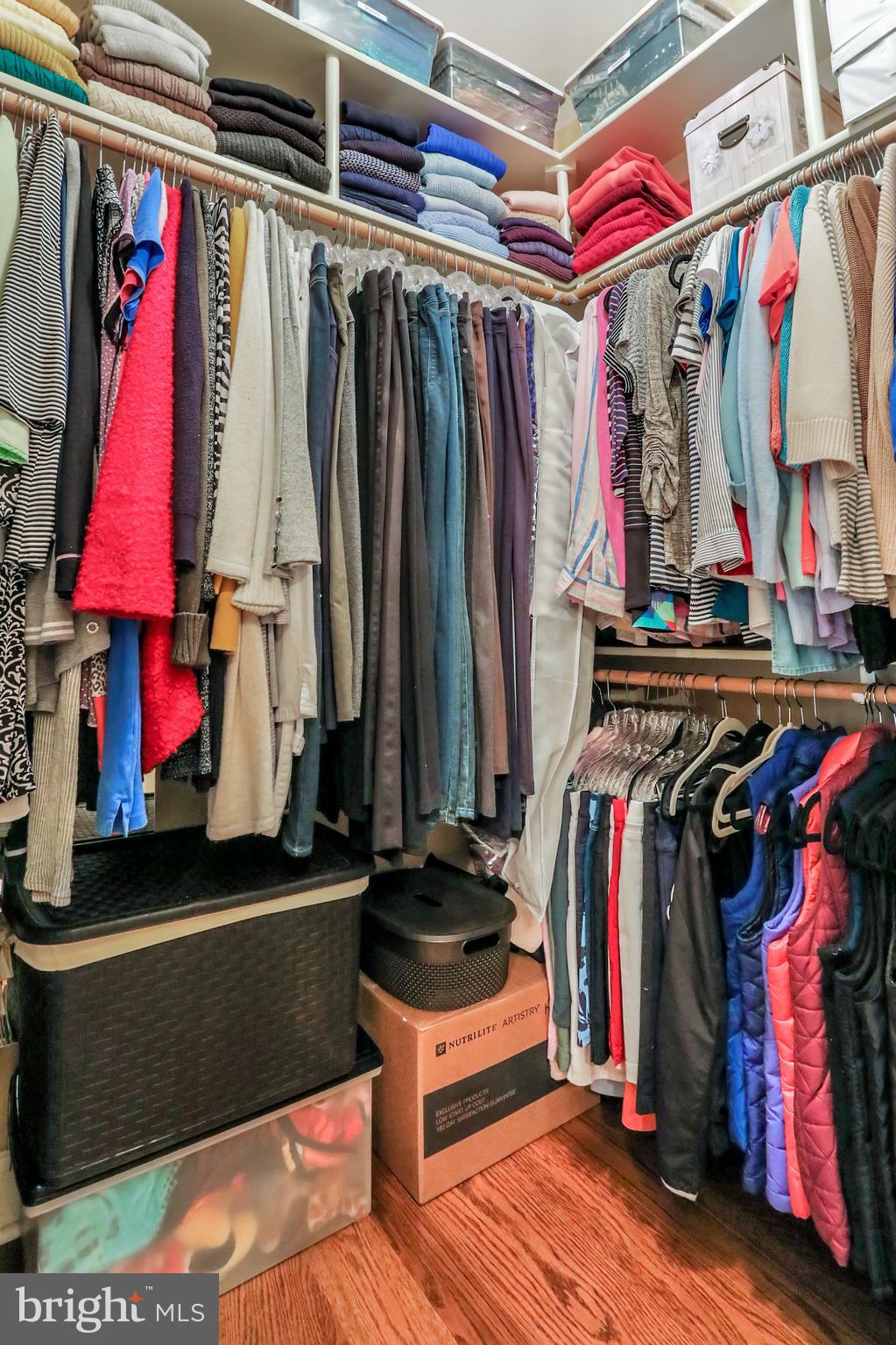 JEFFERSON OAKS - Residential