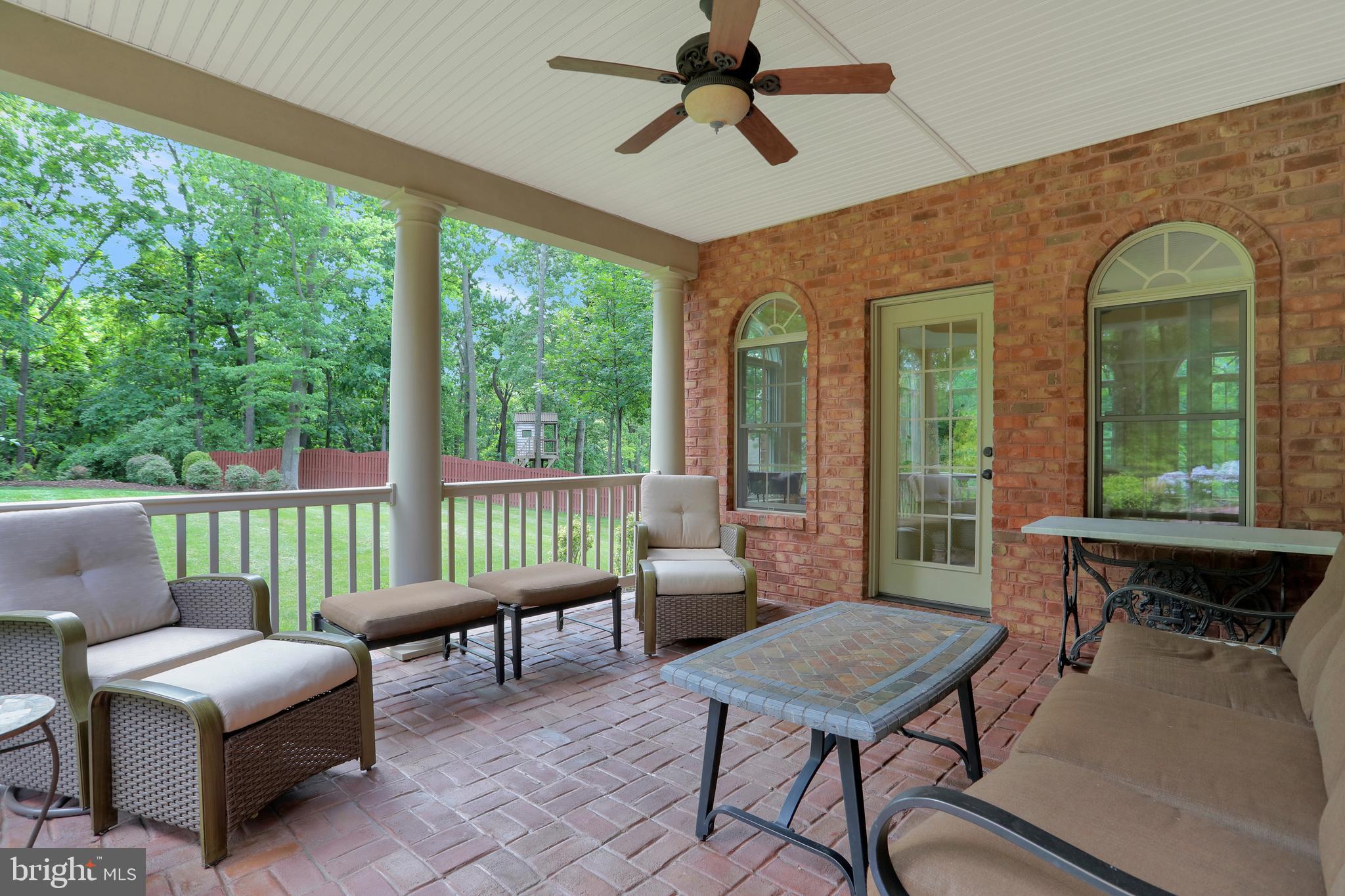 JEFFERSON OAKS - Residential