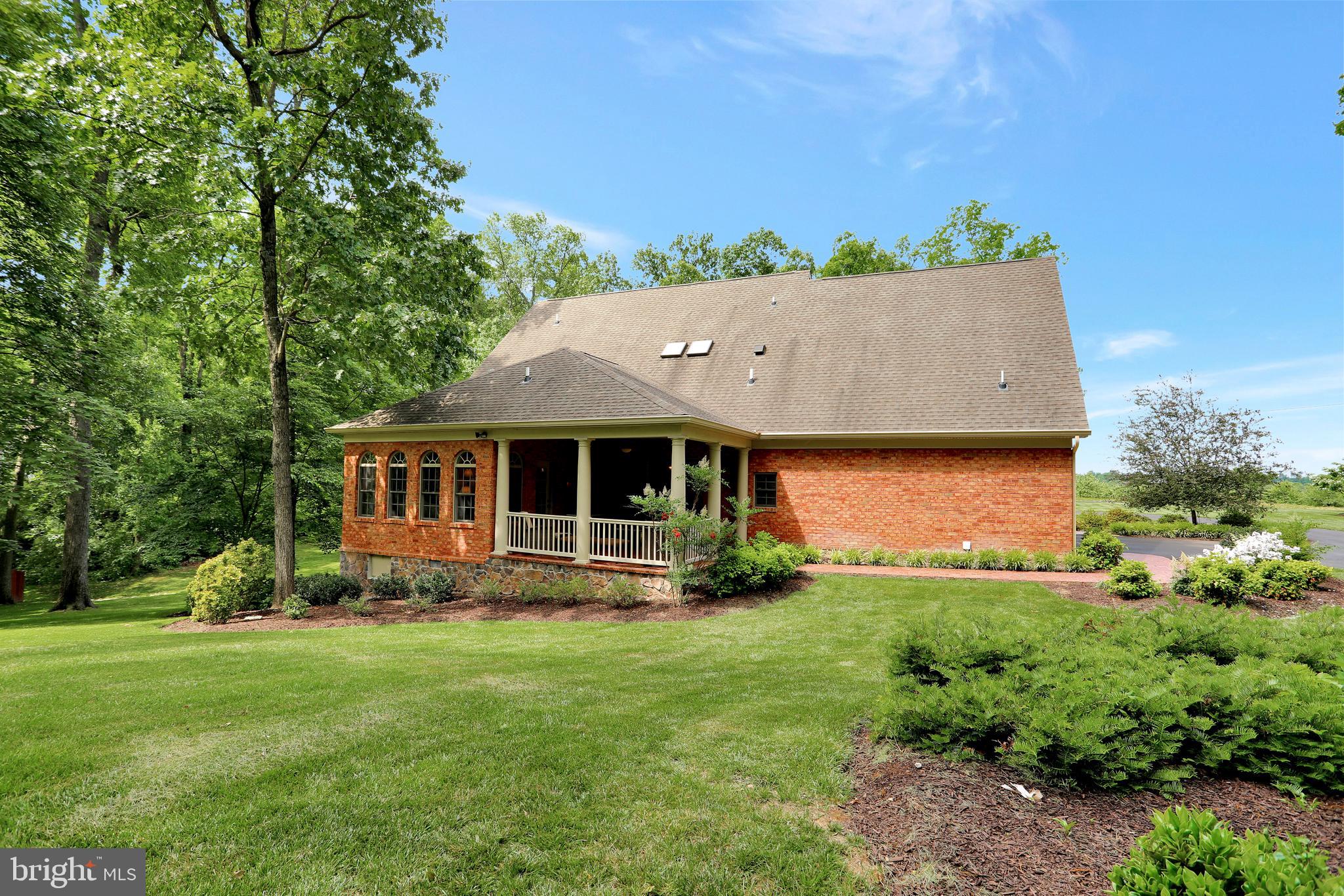 JEFFERSON OAKS - Residential