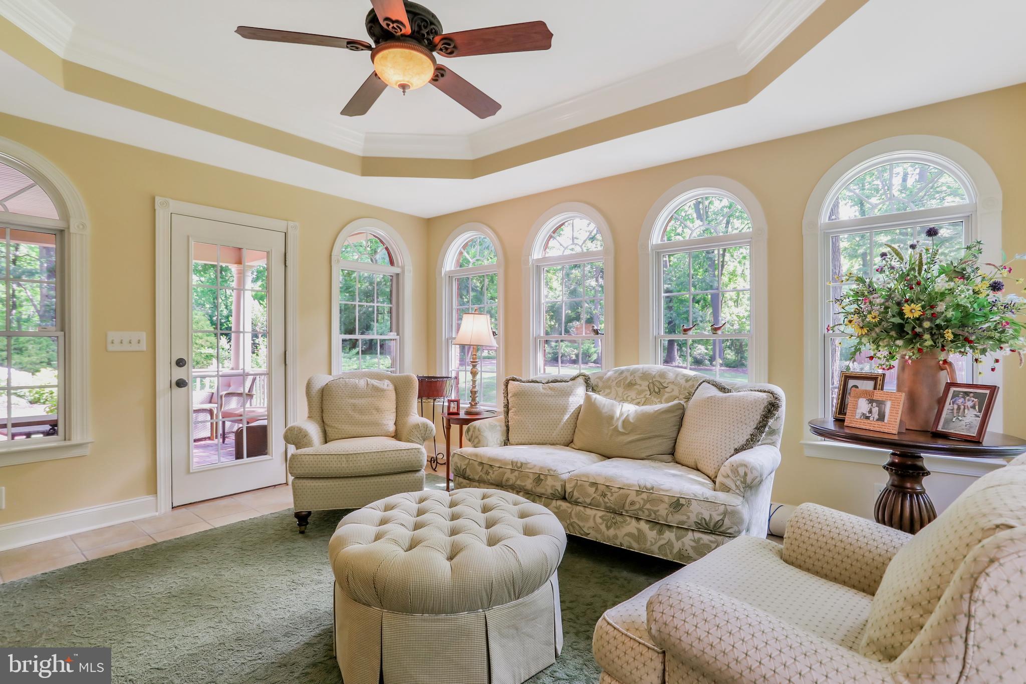 JEFFERSON OAKS - Residential