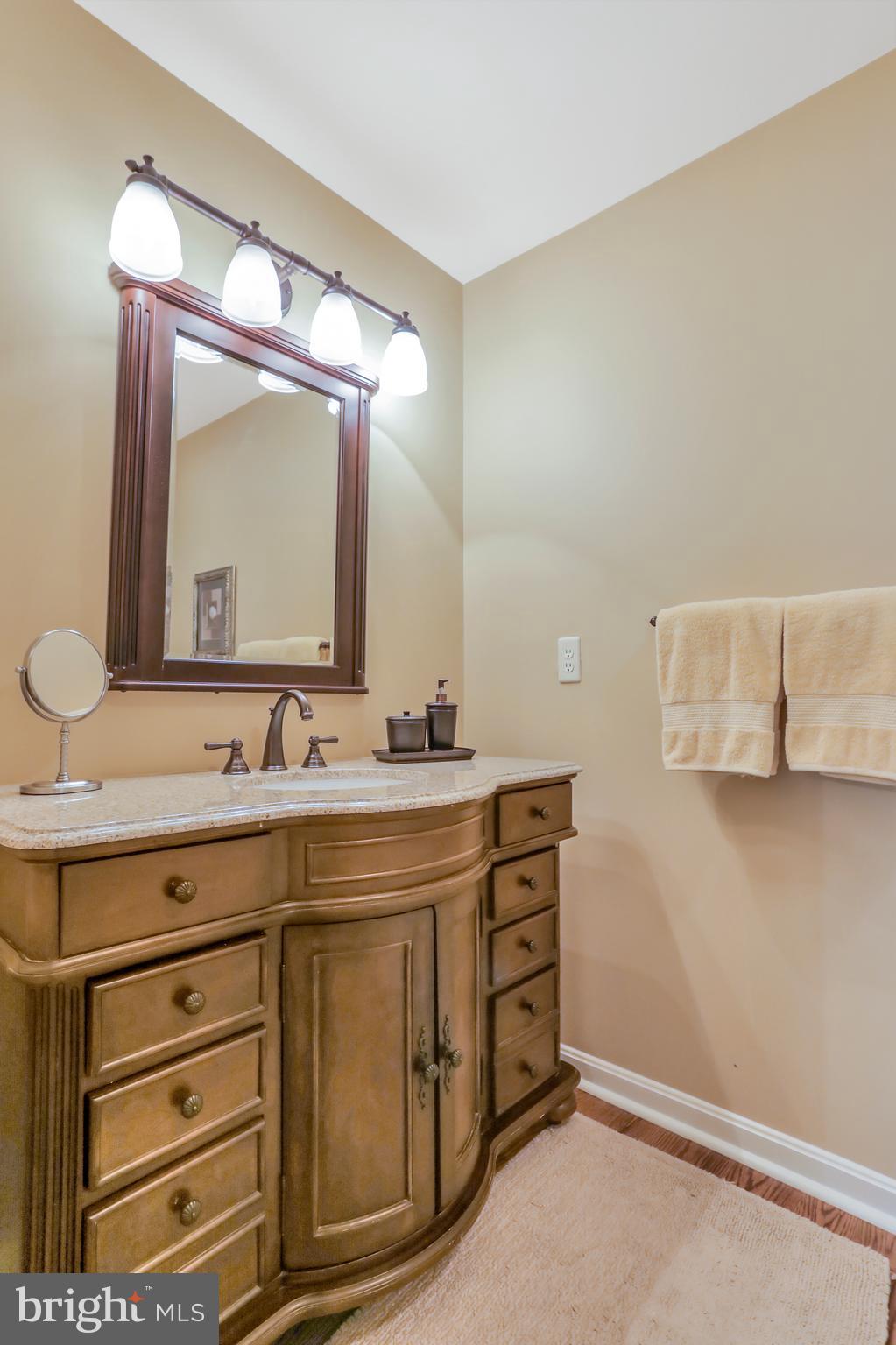 JEFFERSON OAKS - Residential