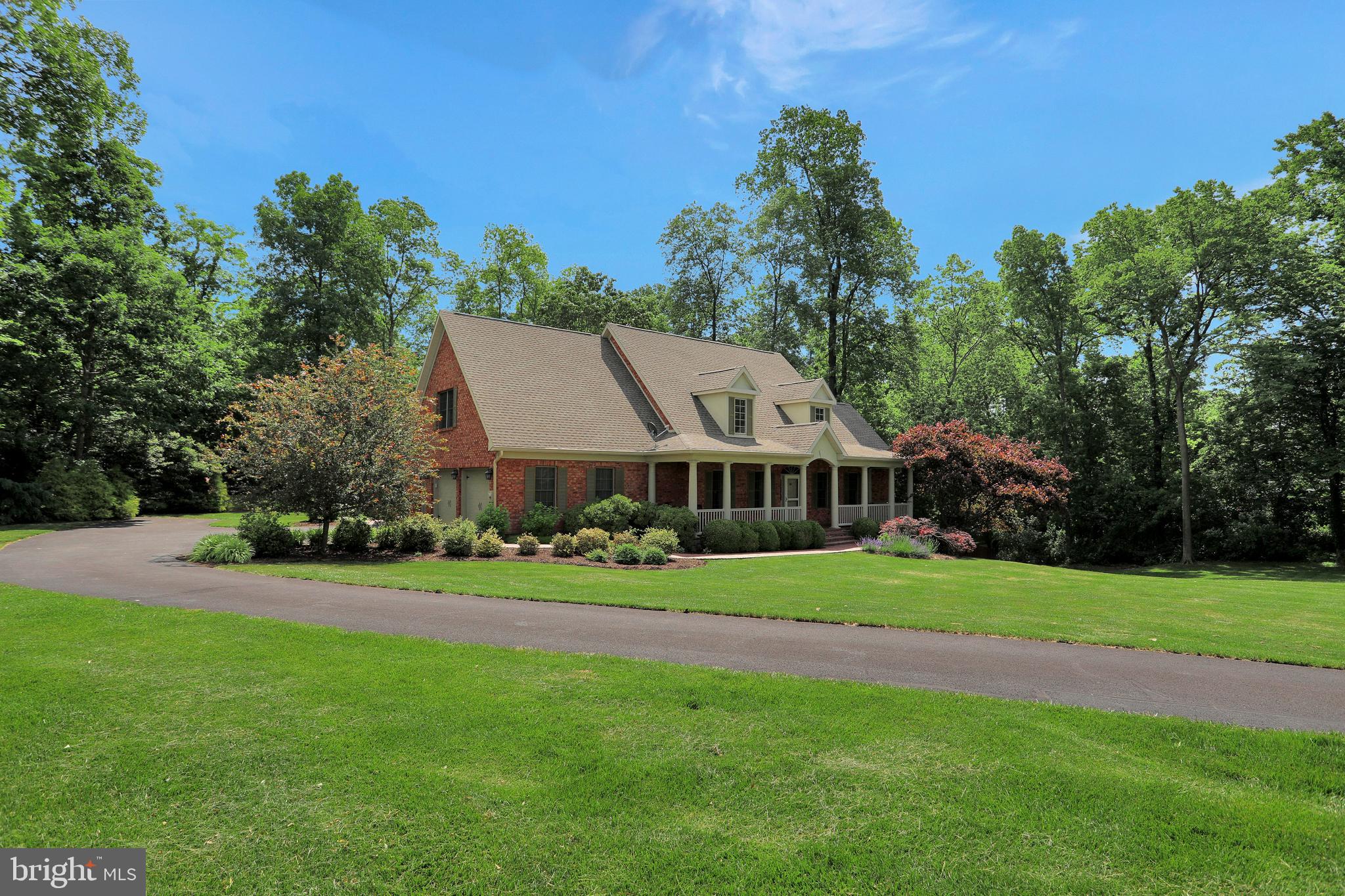 JEFFERSON OAKS - Residential