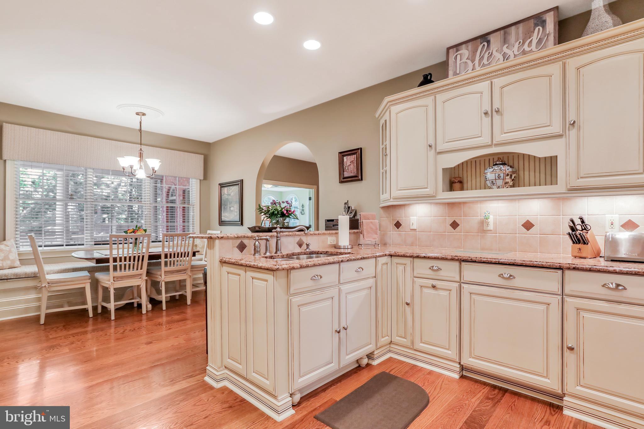 JEFFERSON OAKS - Residential