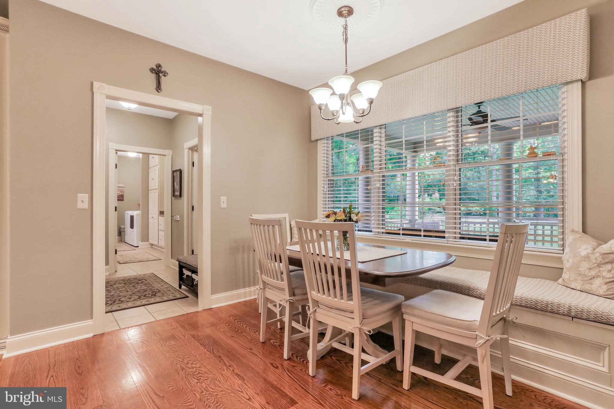 JEFFERSON OAKS - Residential