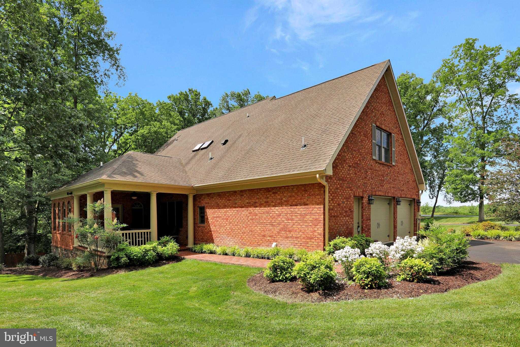 JEFFERSON OAKS - Residential