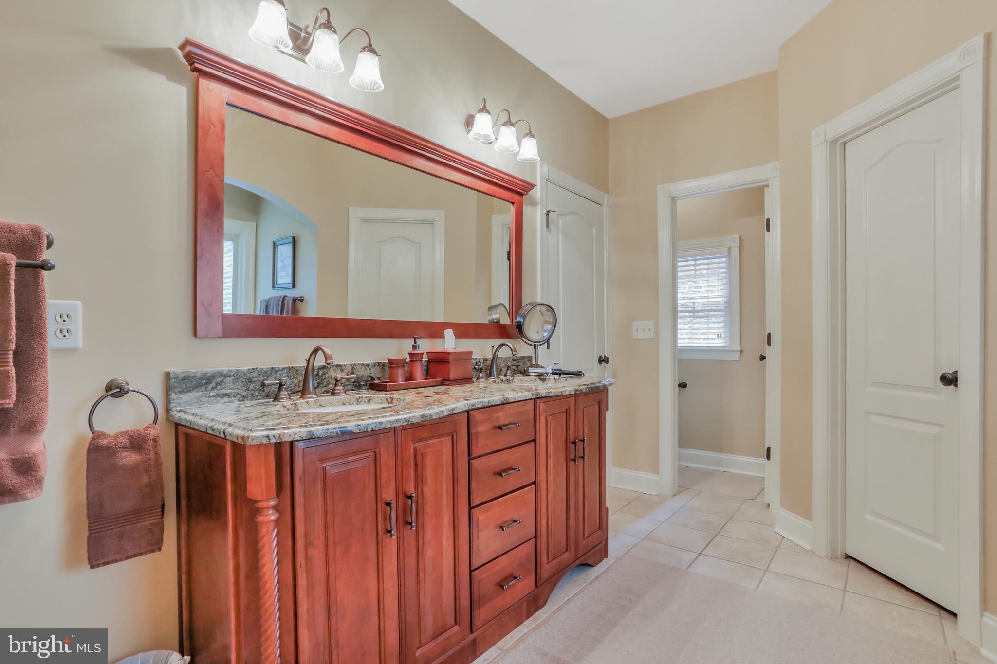 JEFFERSON OAKS - Residential