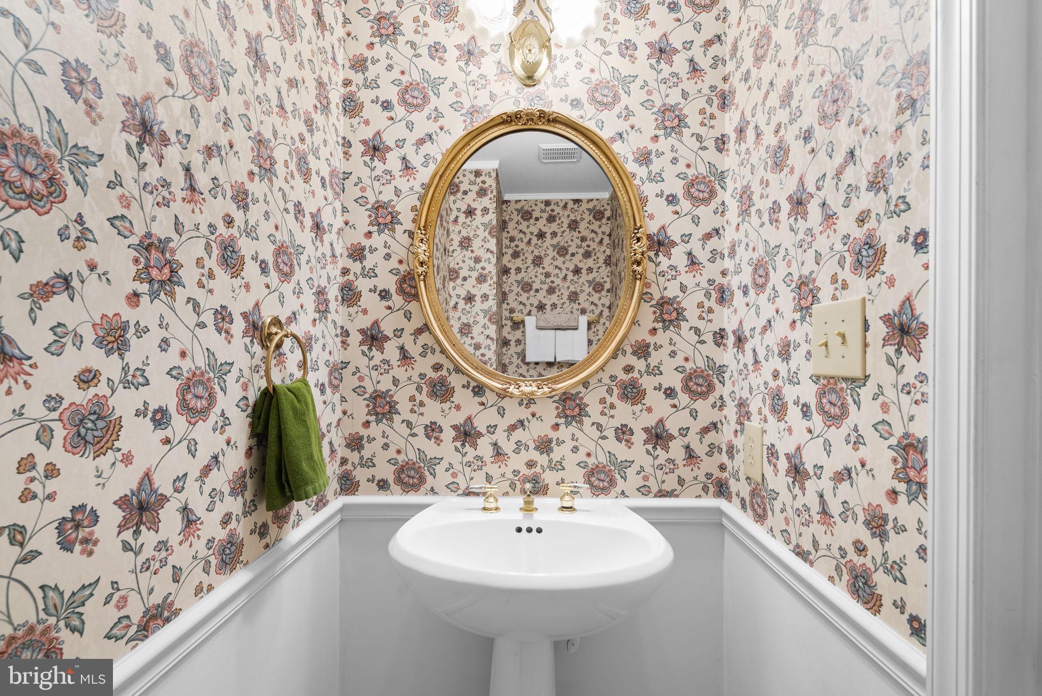 GRANBY WOODS - Residential