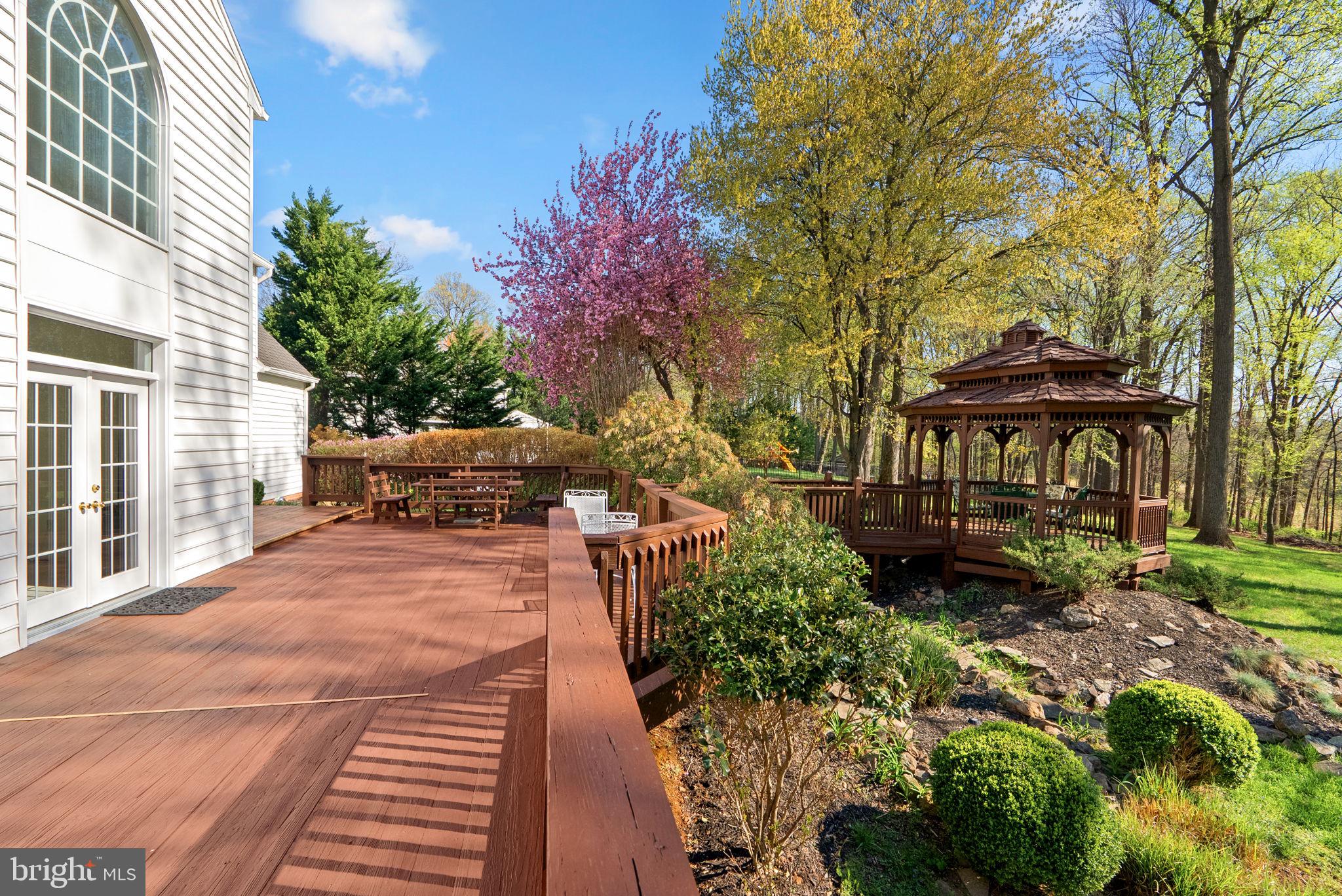 GRANBY WOODS - Residential