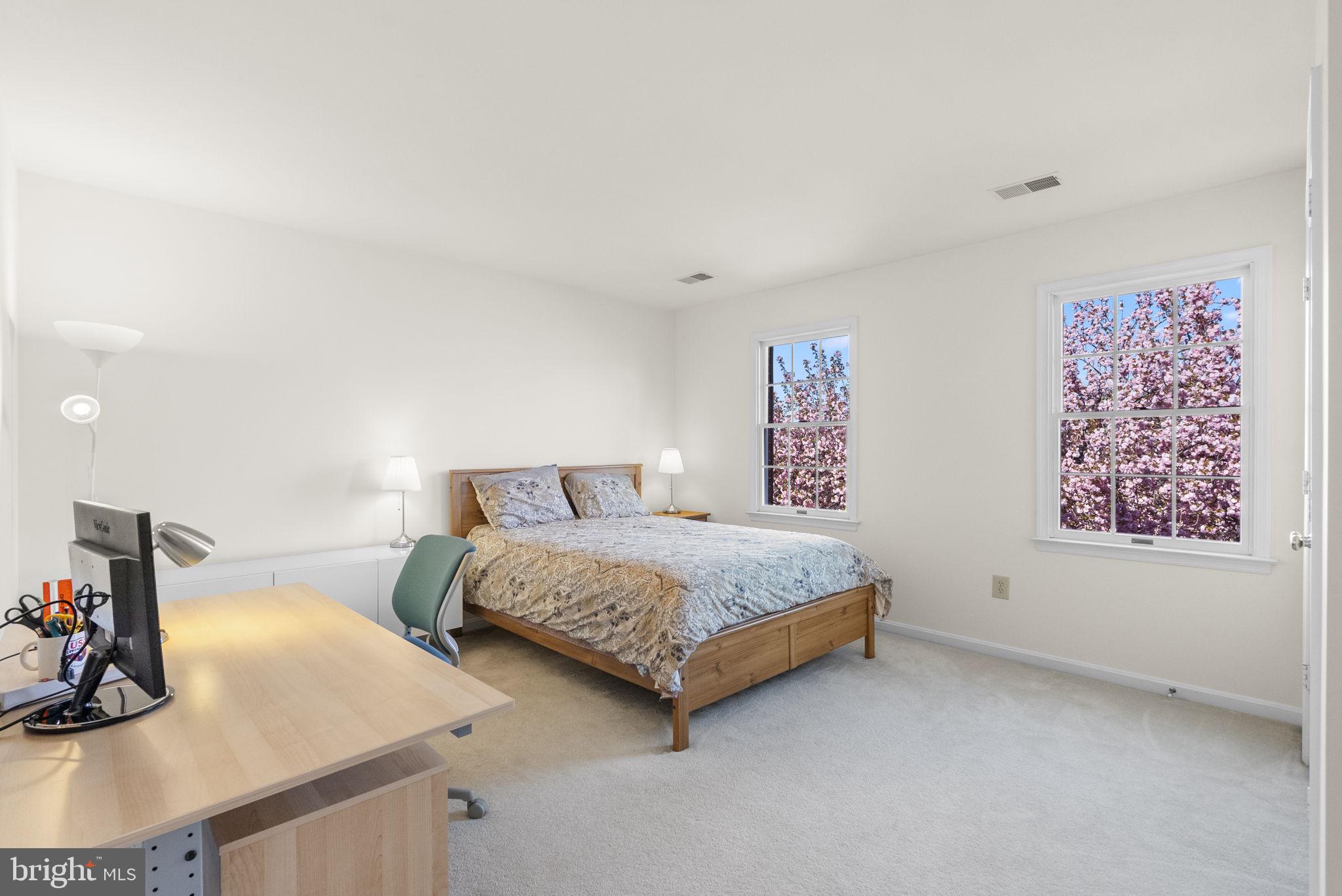 GRANBY WOODS - Residential